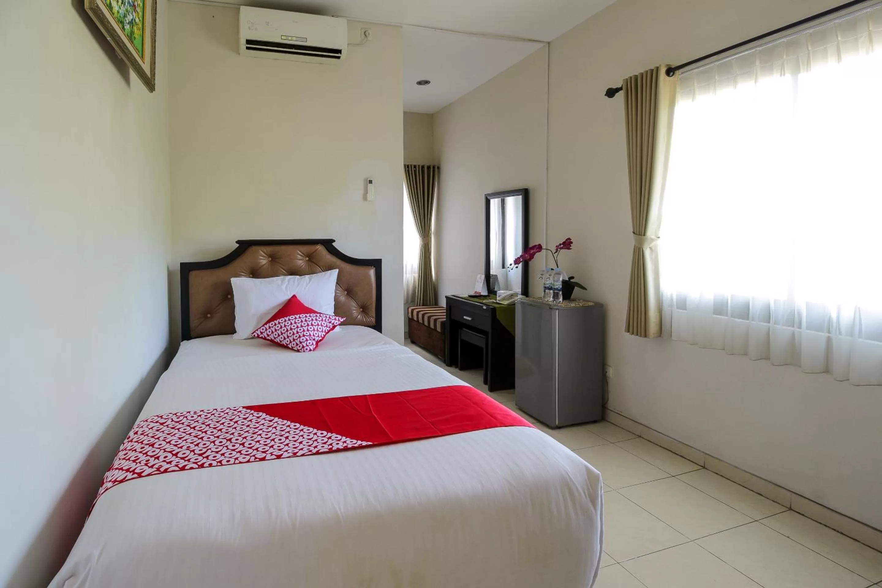 Bedroom, Bed in OYO 734 Tuban Torres Accomodation