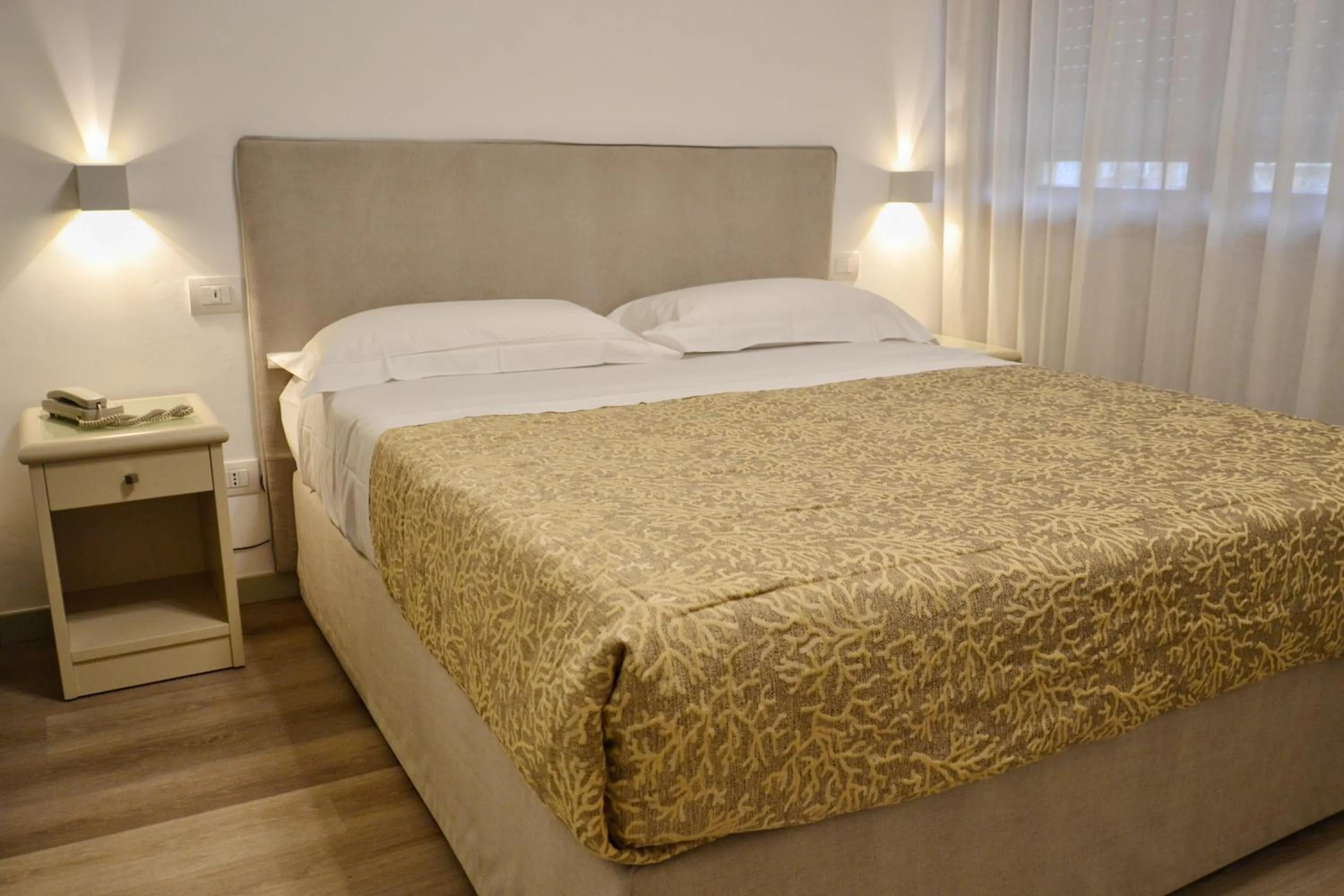 Bedroom, Bed in Hotel Tiffany