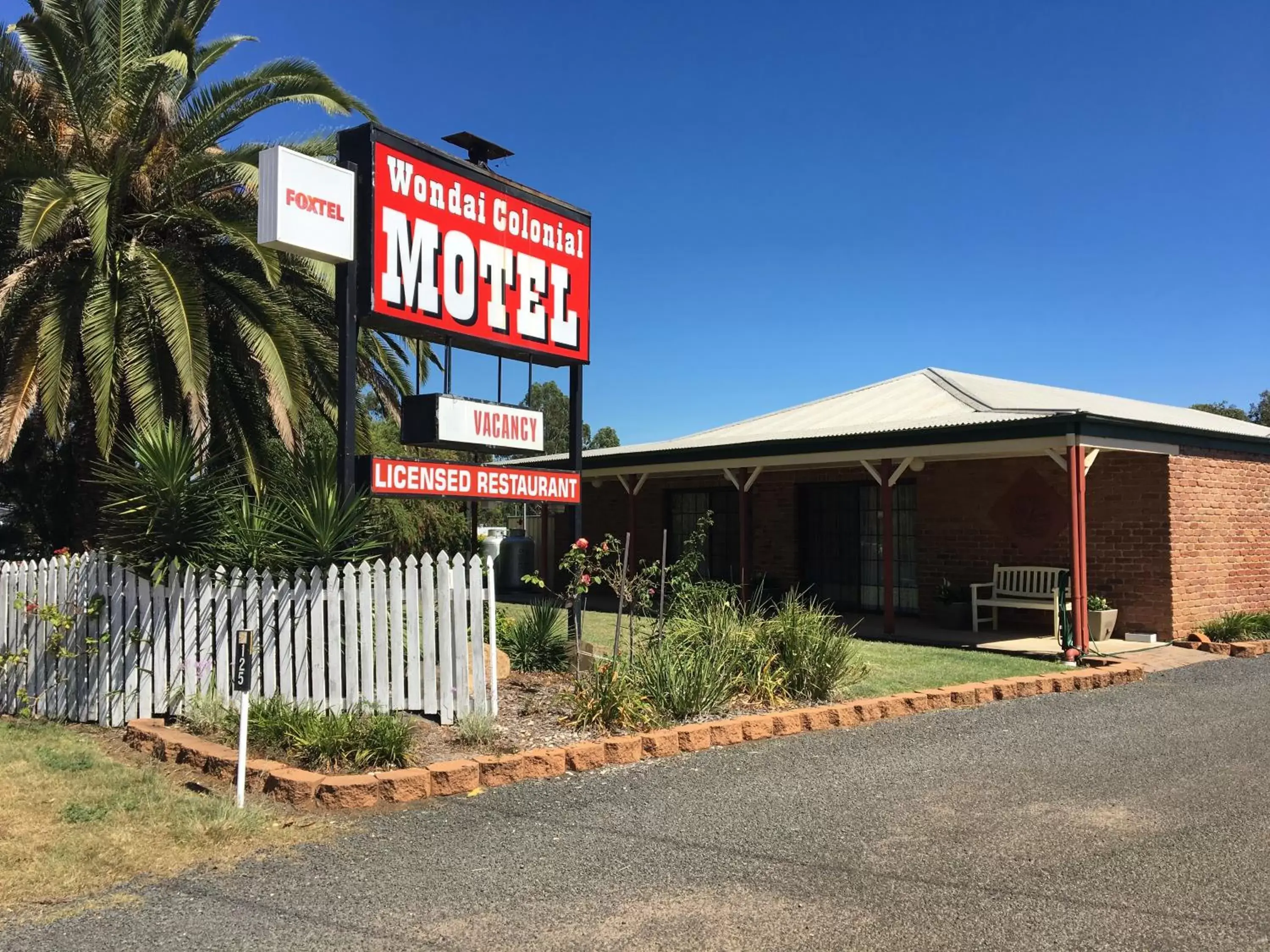 Wondai Colonial Motel & Ivory's Restaurant Wondai Colonial Motel & Ivory's Restaurant