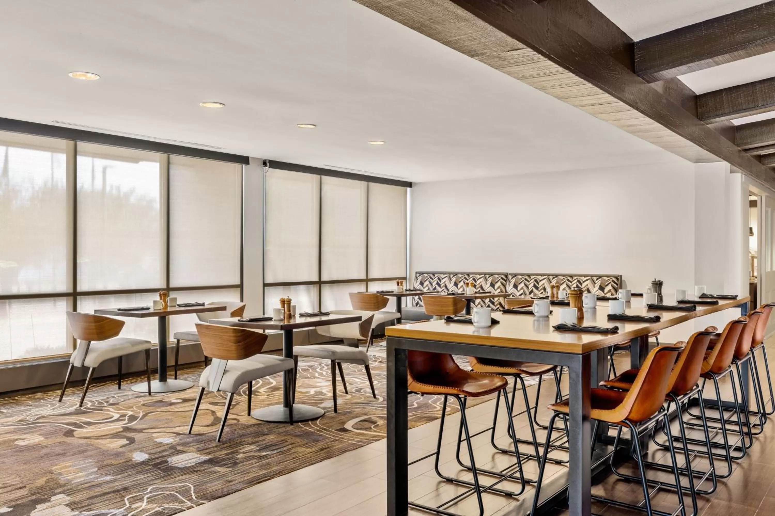 Restaurant/places to eat in Omaha Marriott