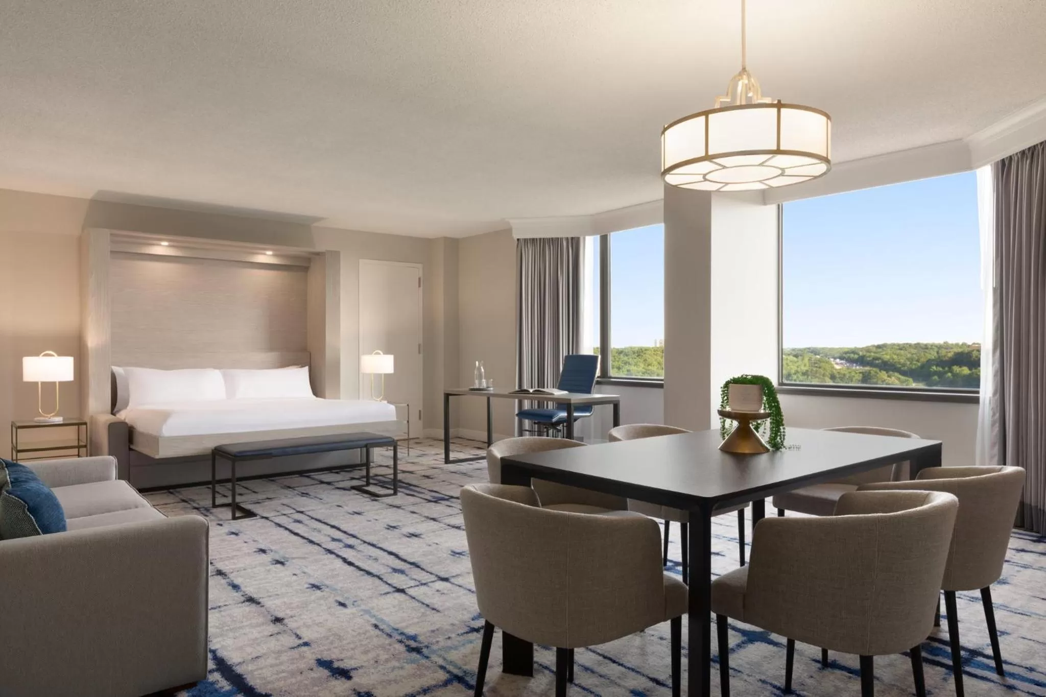 Photo of the whole room, Bed in Crowne Plaza College Park - Washington DC by IHG