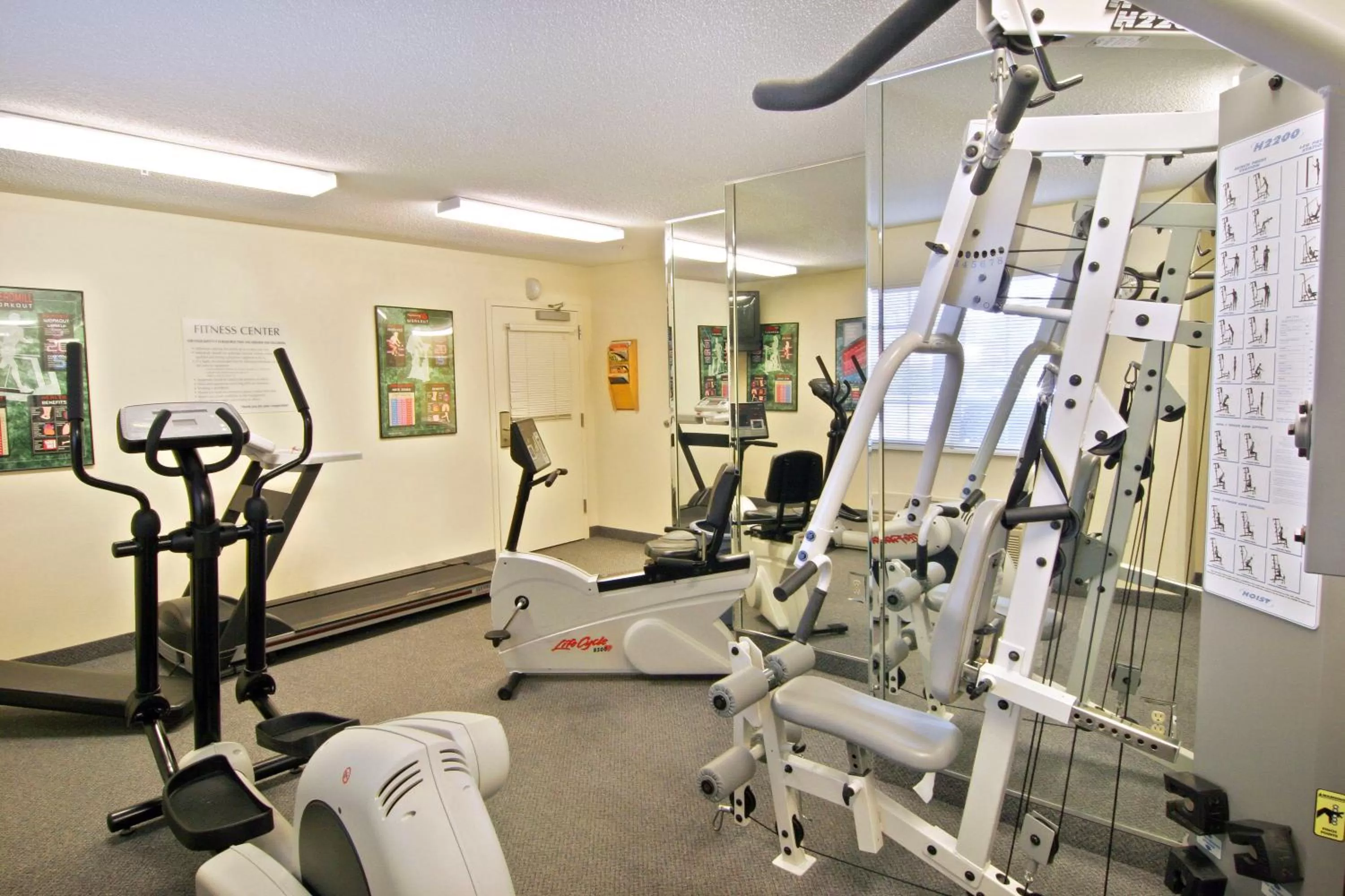 Fitness centre/facilities in Candlewood Suites Newport News-Yorktown by IHG