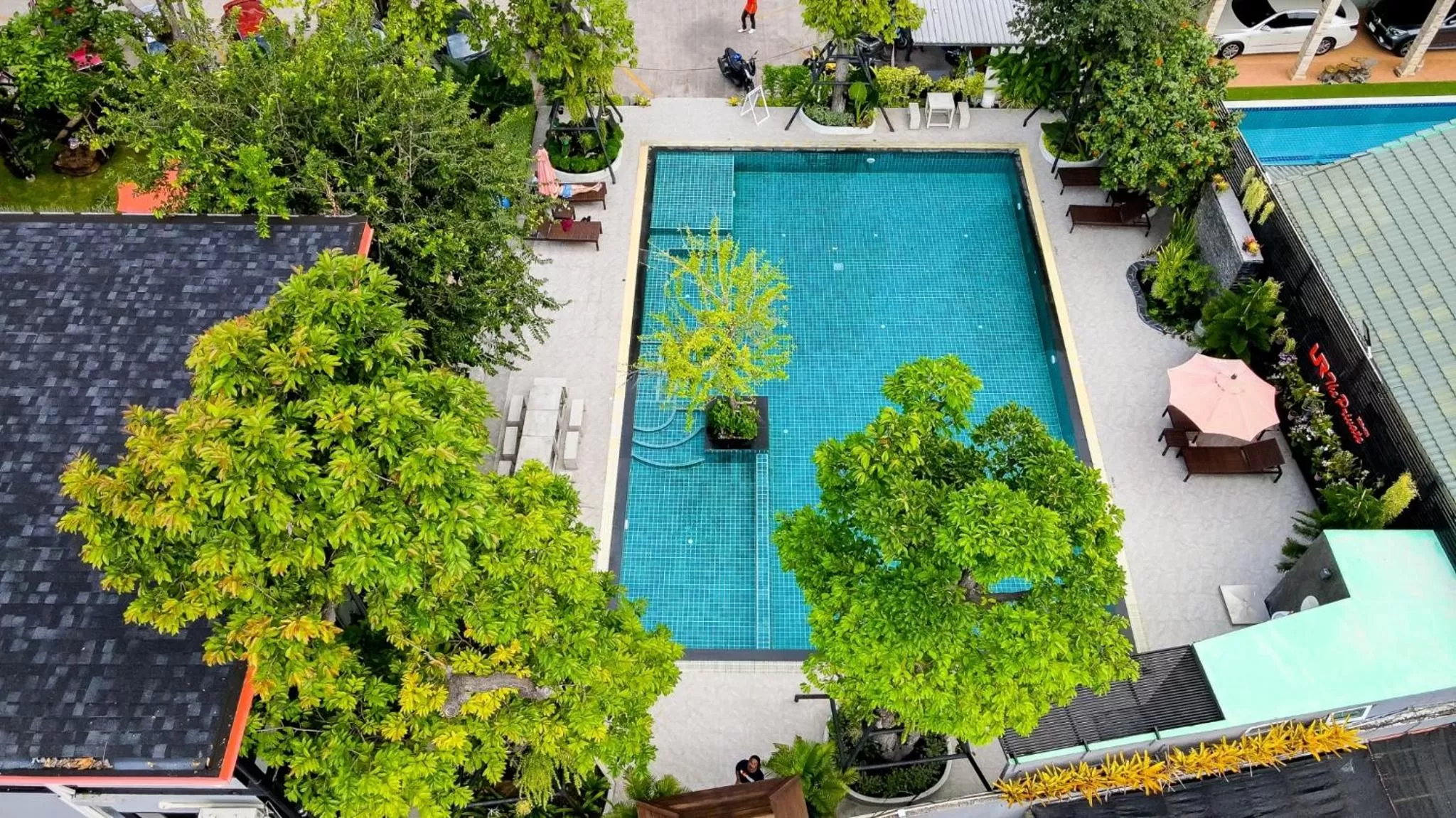 Swimming pool in UR The Private Huahin