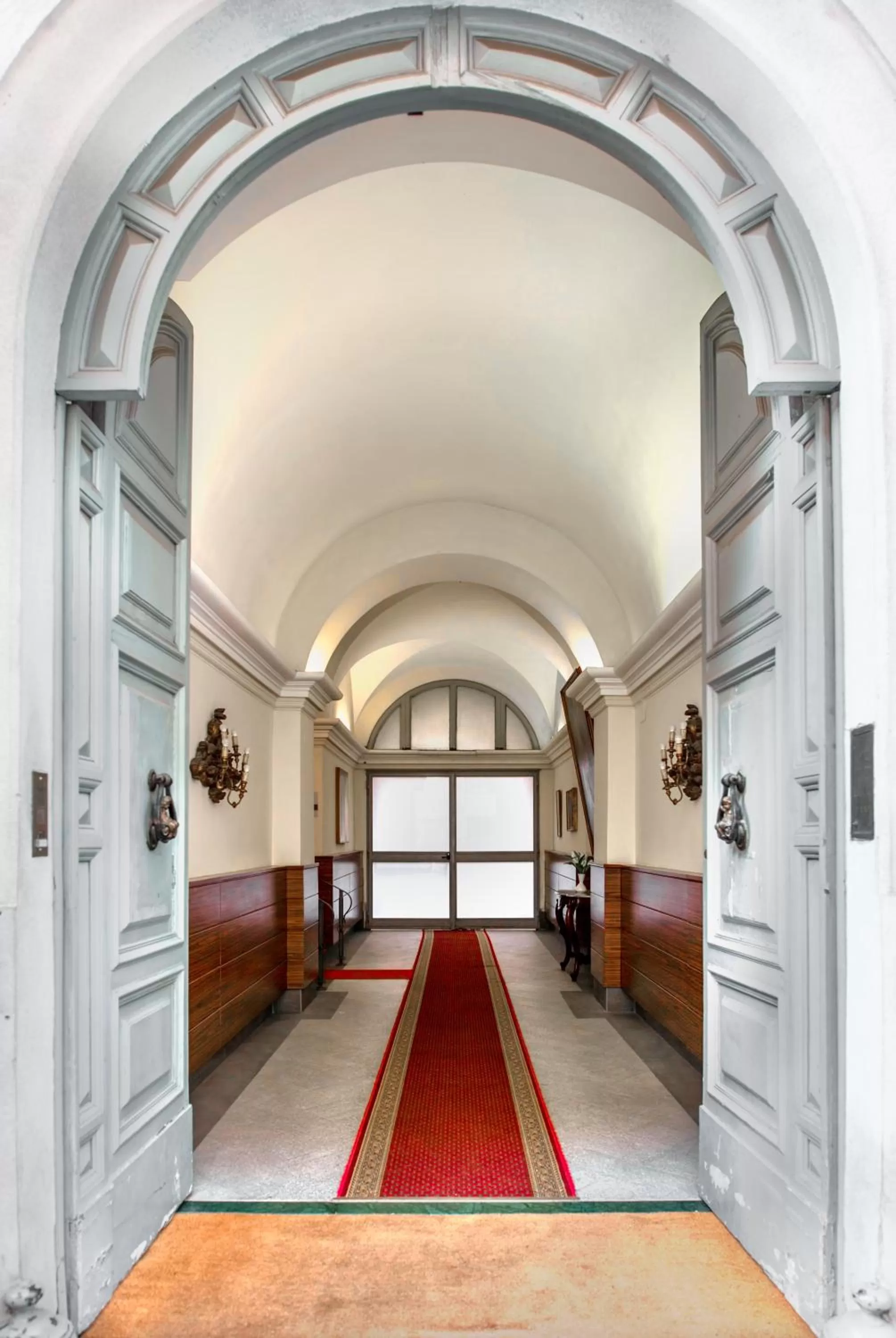 Facade/entrance in LH Hotel Andreotti