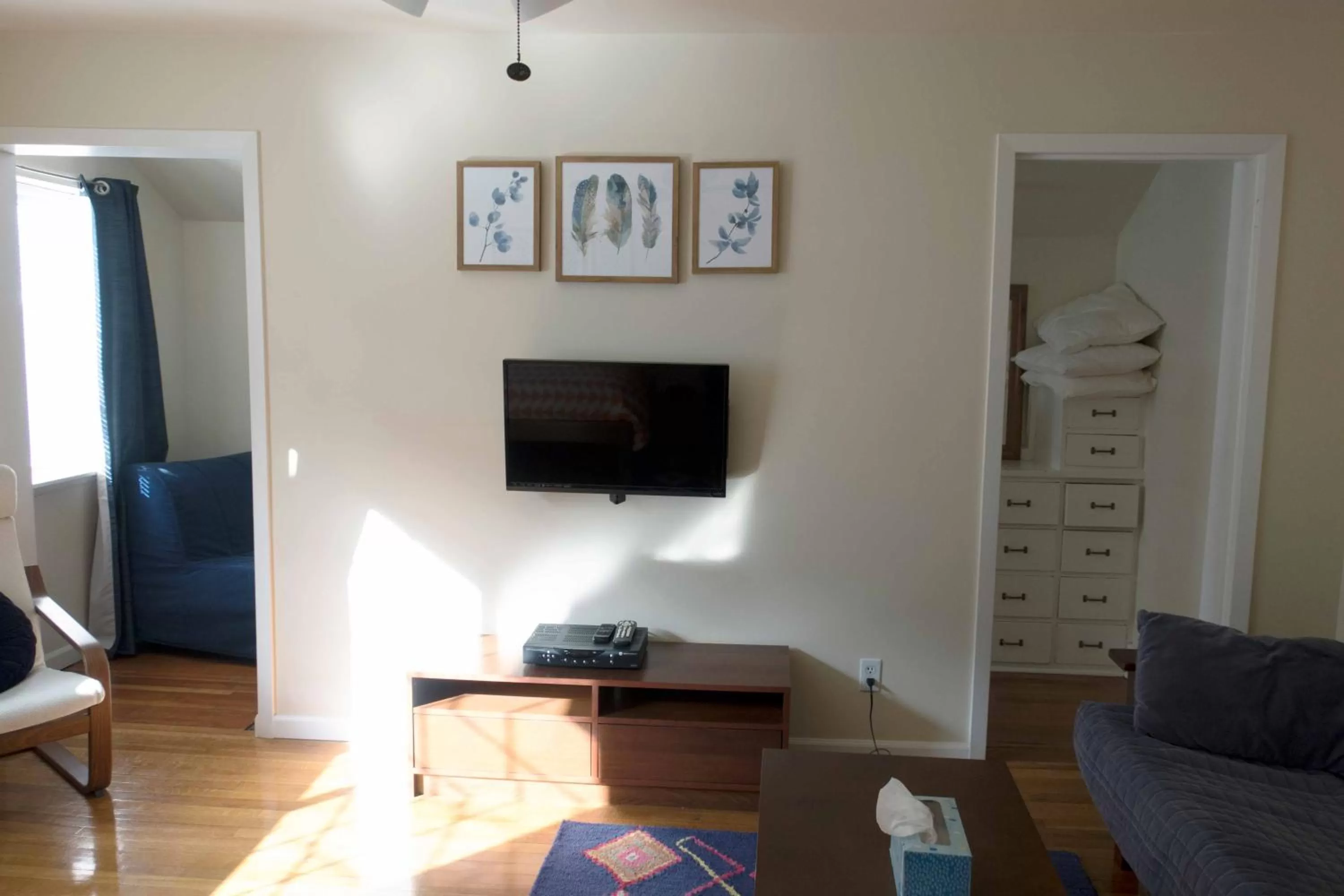 Living room in Sauerdough Lodging