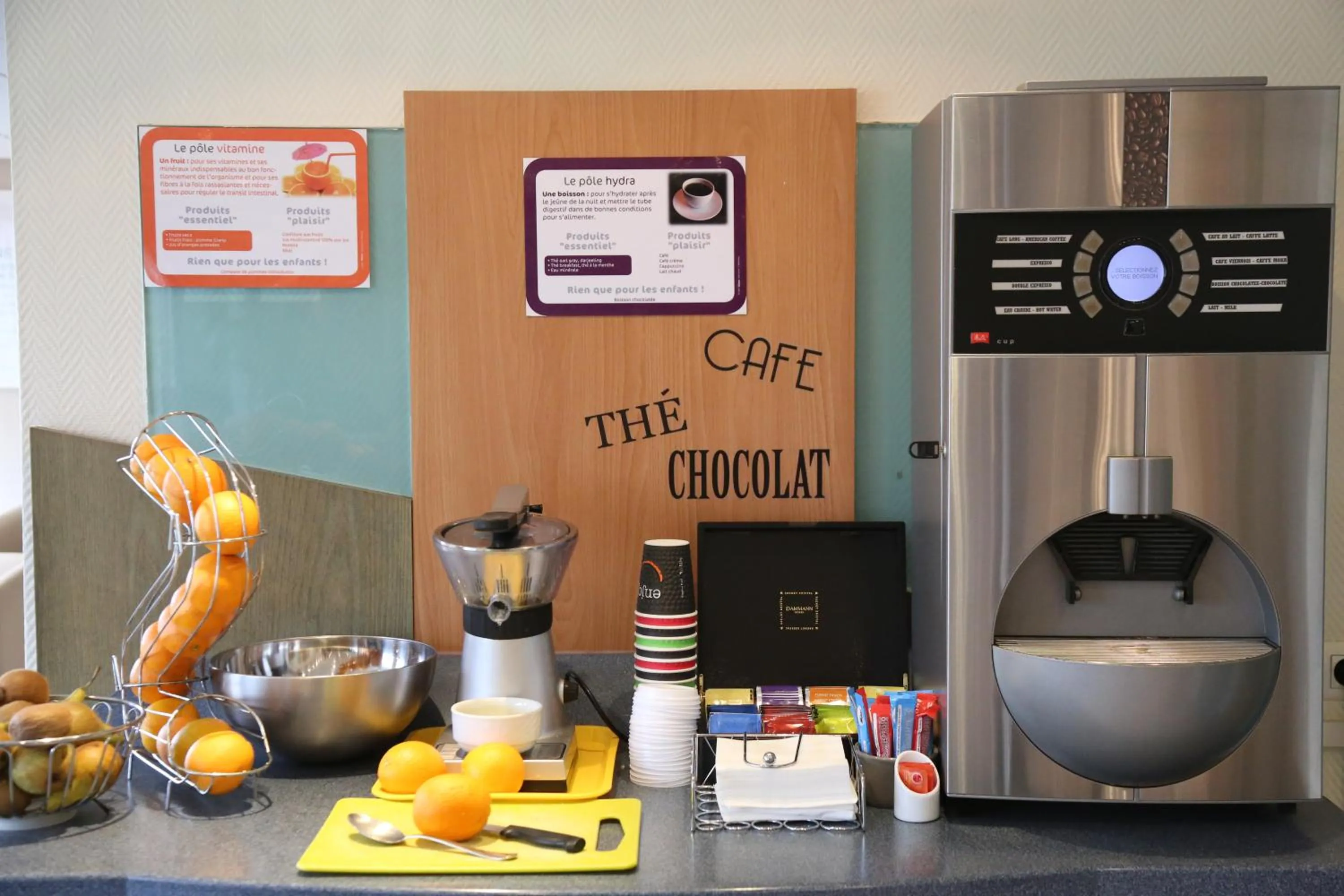 Buffet breakfast in ibis Styles Orléans