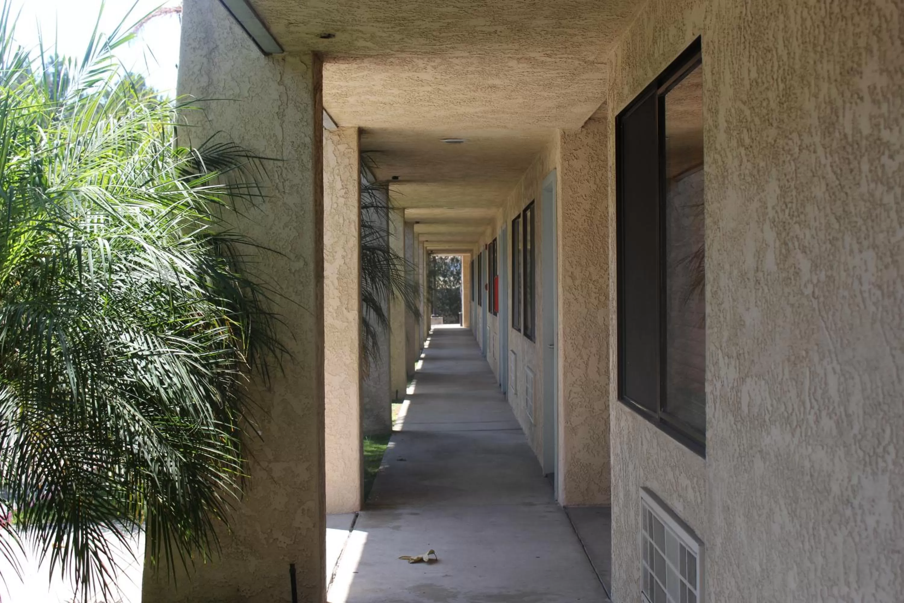 Property building in O'Cairns Inn and Suites