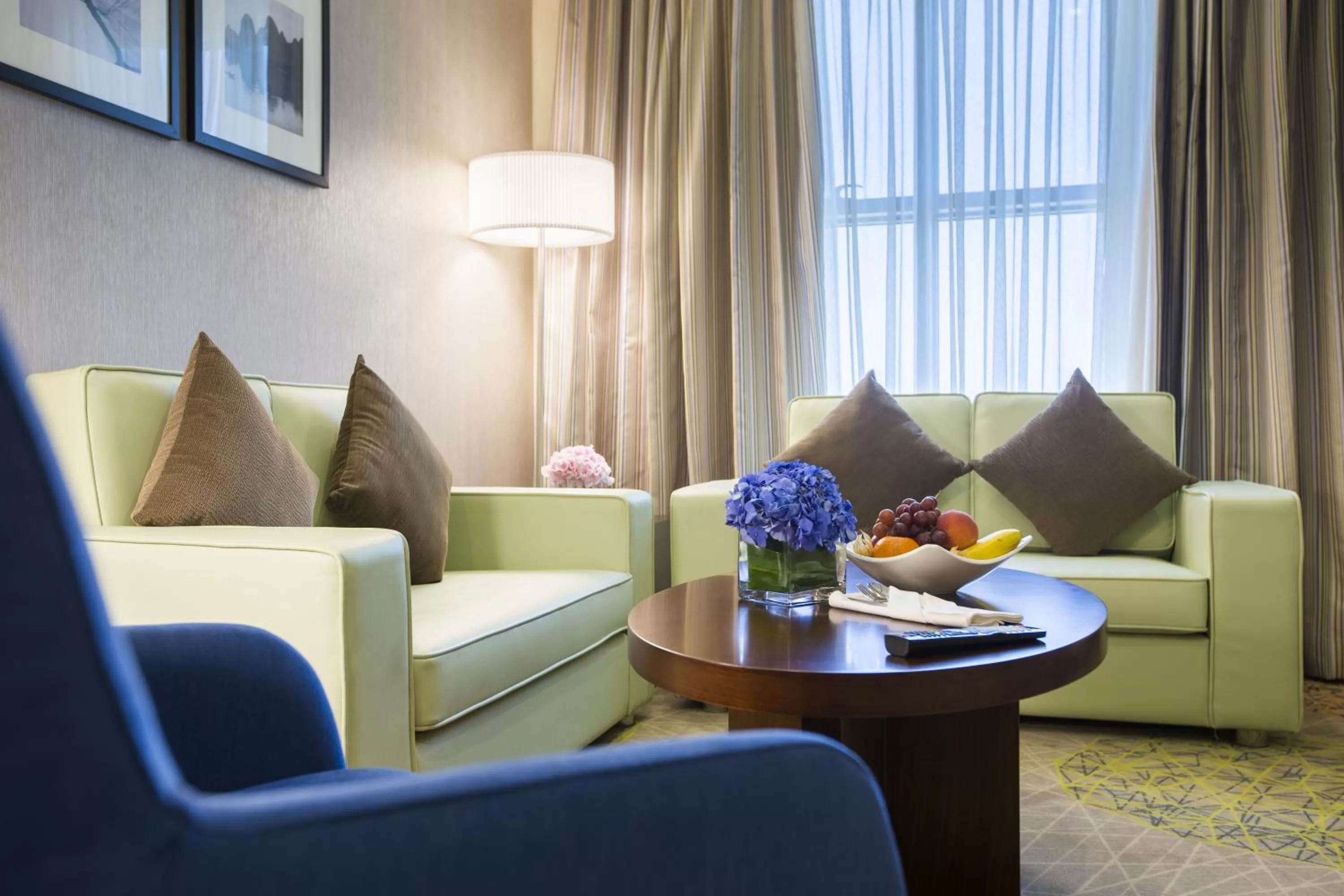 Living room in Radisson Blu Plaza Jeddah