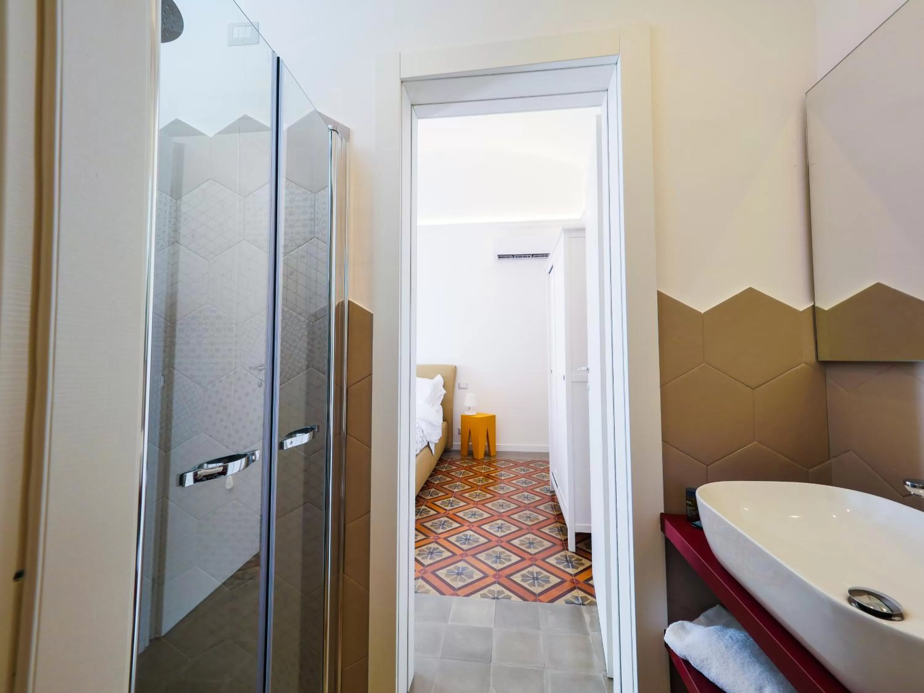 Bathroom in B&B Sciara Larmisi