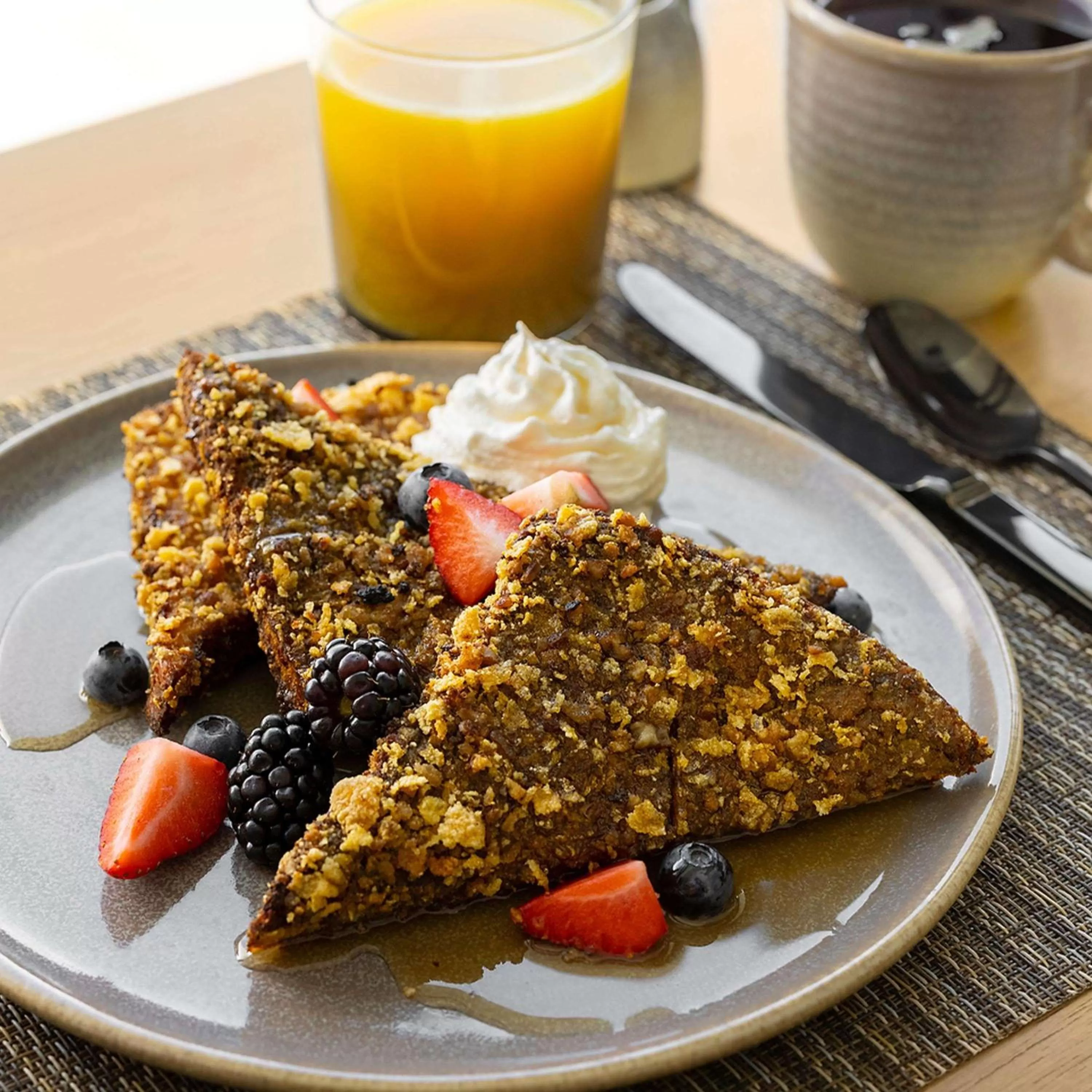 Breakfast in Hilton Garden Inn Grapevine At Silverlake Crossing, Tx