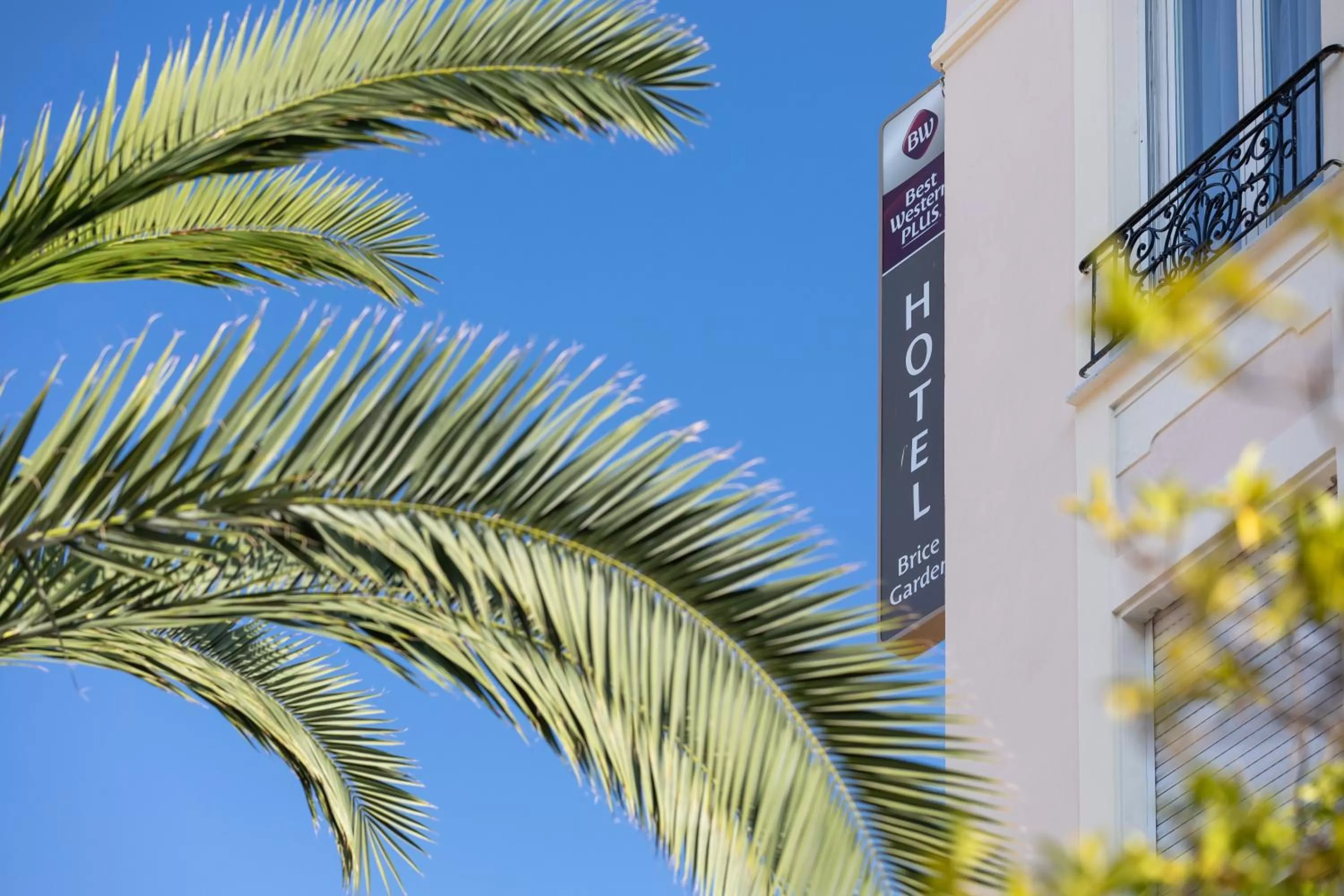 Facade/entrance in Best Western Plus Hôtel Brice Garden Nice