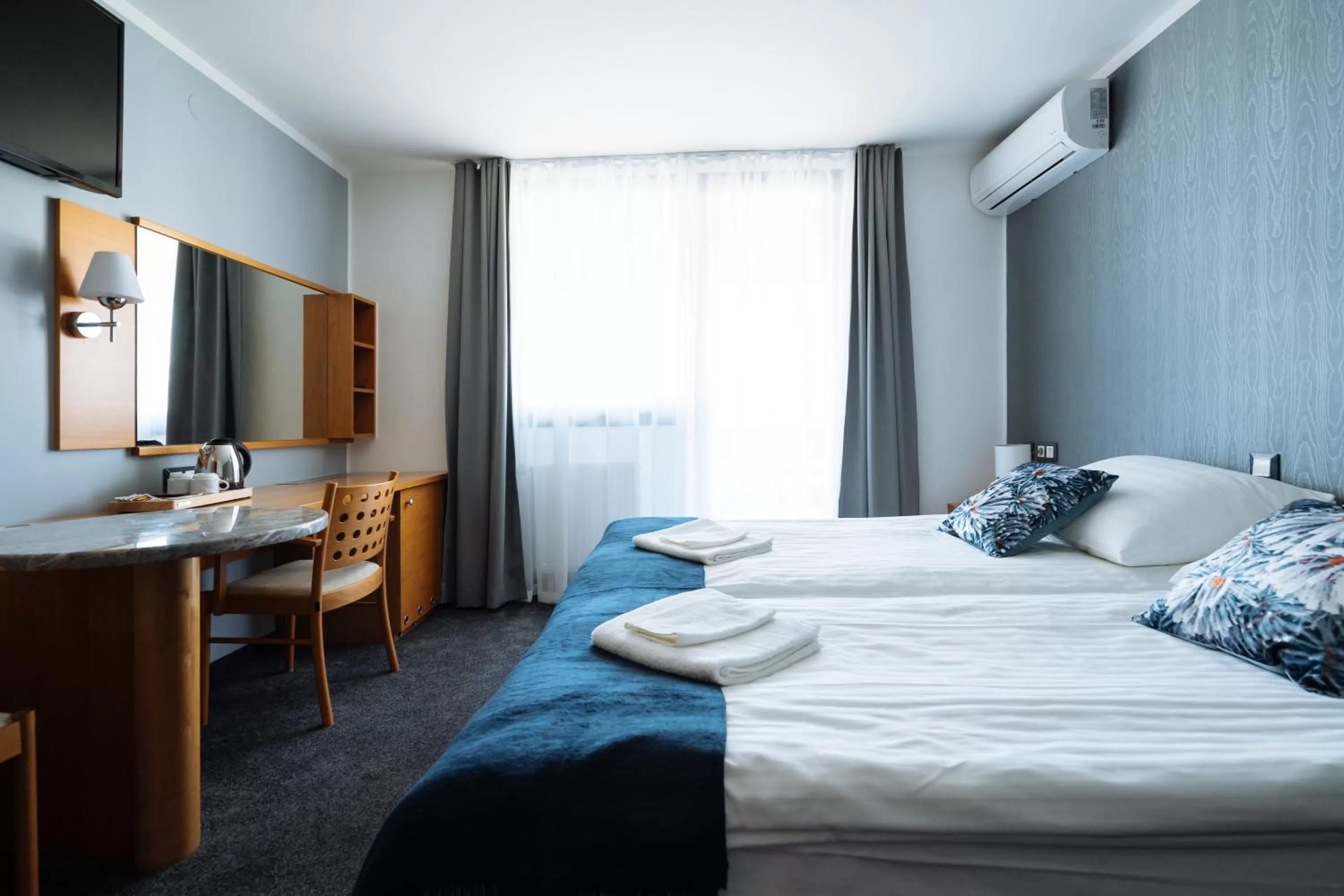 Photo of the whole room, Bed in Hotel GH Kolinska