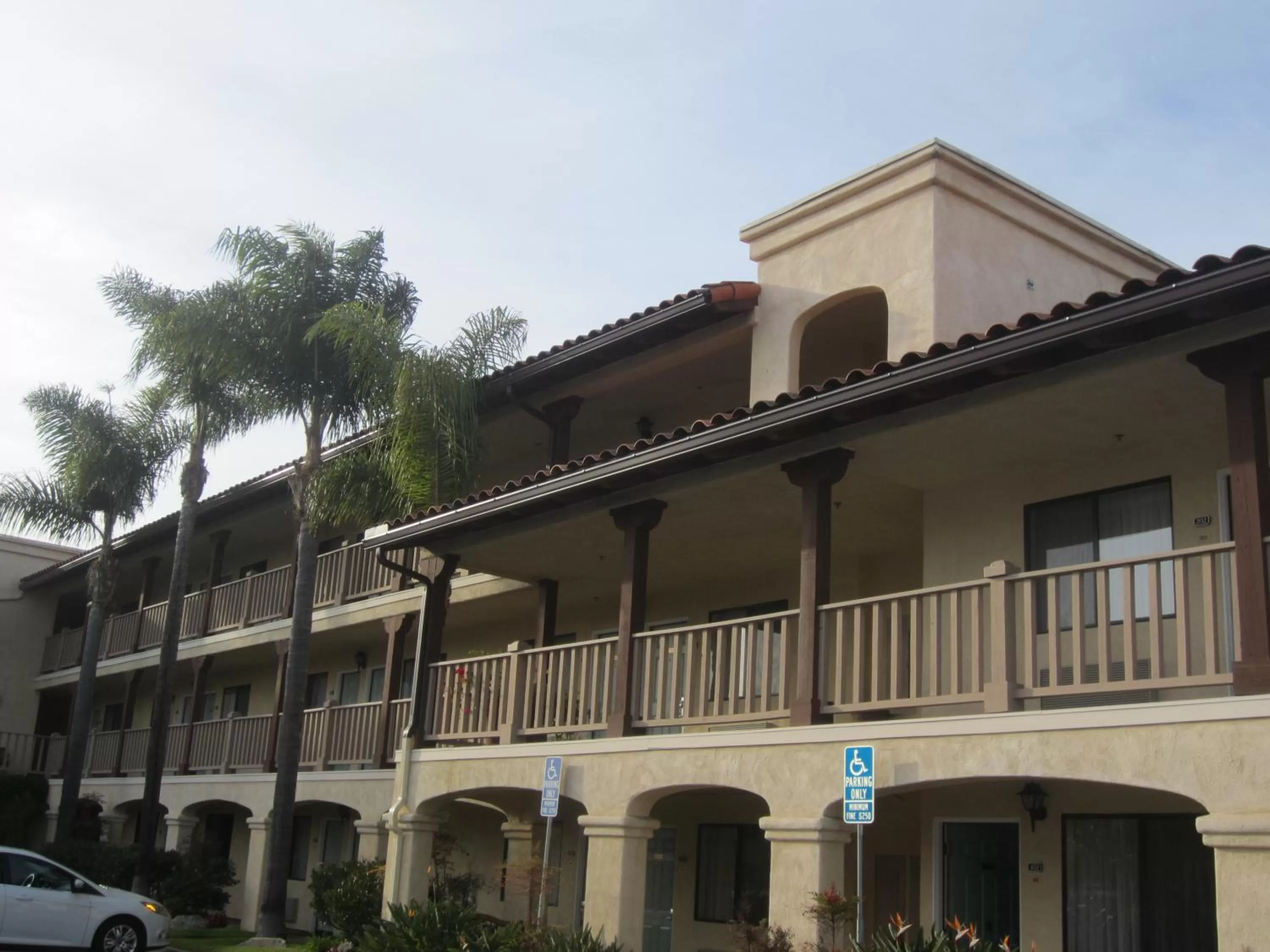 Facade/entrance in Old Town Inn