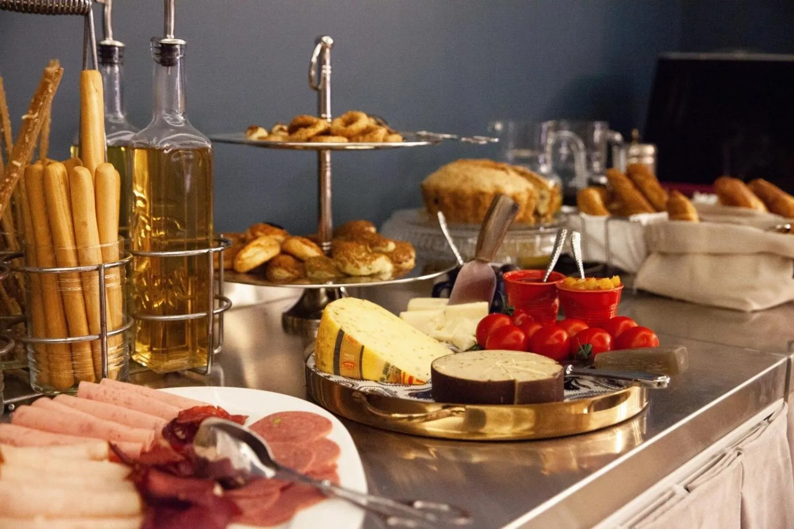 Food and drinks in The Fox Hotel