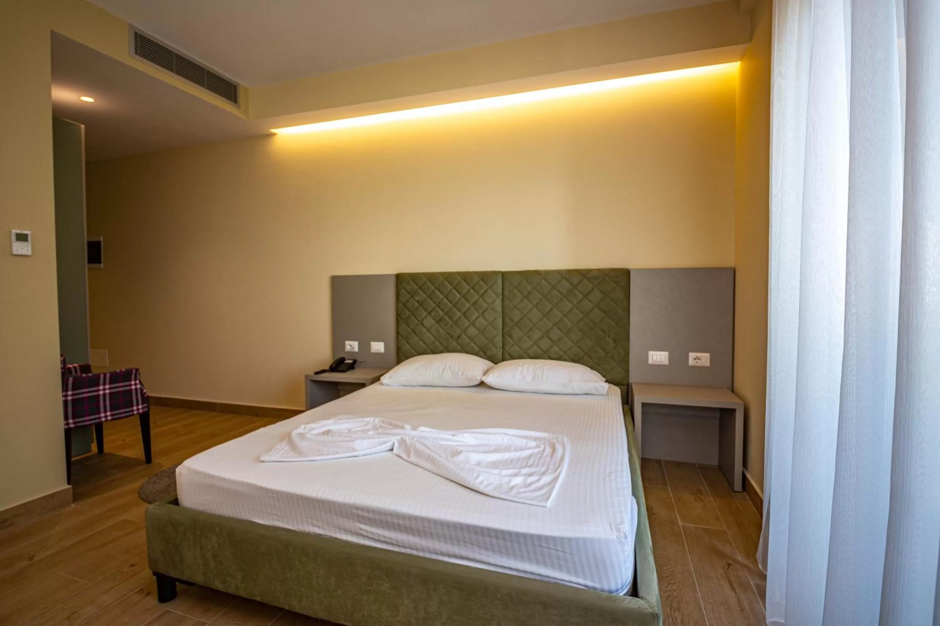 Bedroom, Bed in Hotel Bella Vista