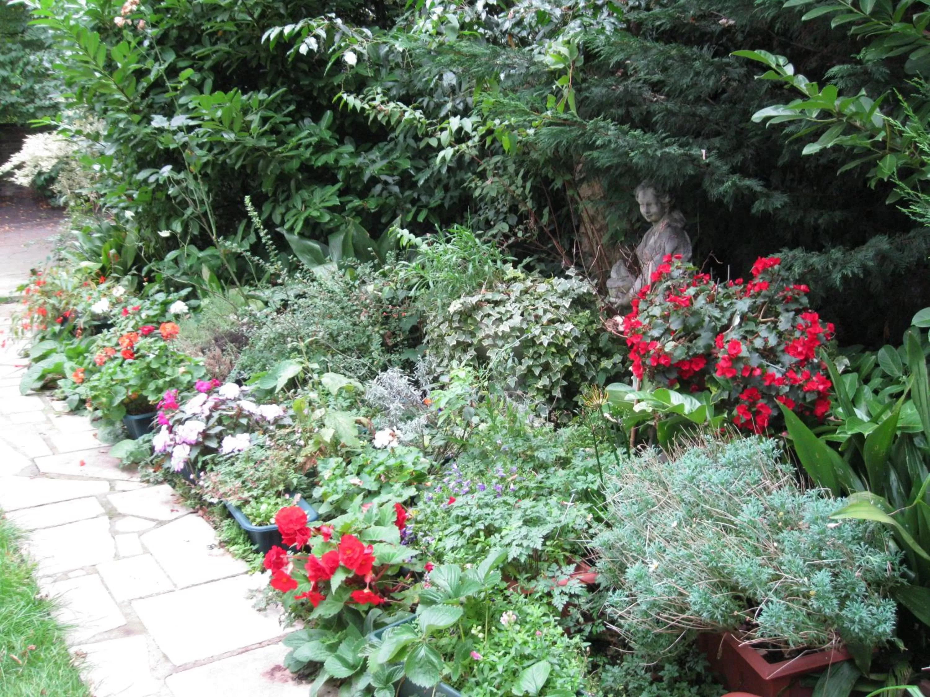 Garden in Dawson Place, Juliette's Bed and Breakfast