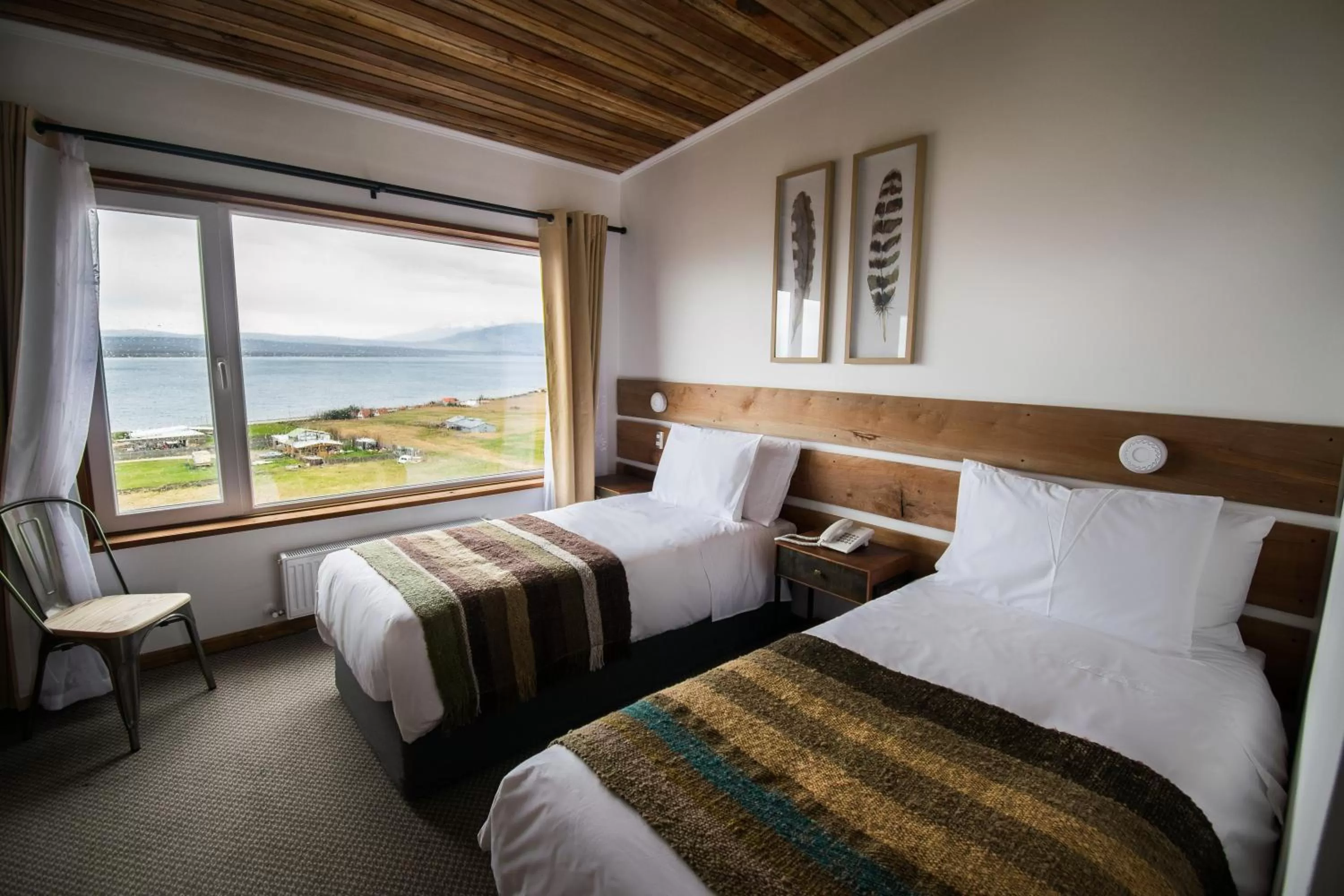 Photo of the whole room, Bed in Best Western Patagonia