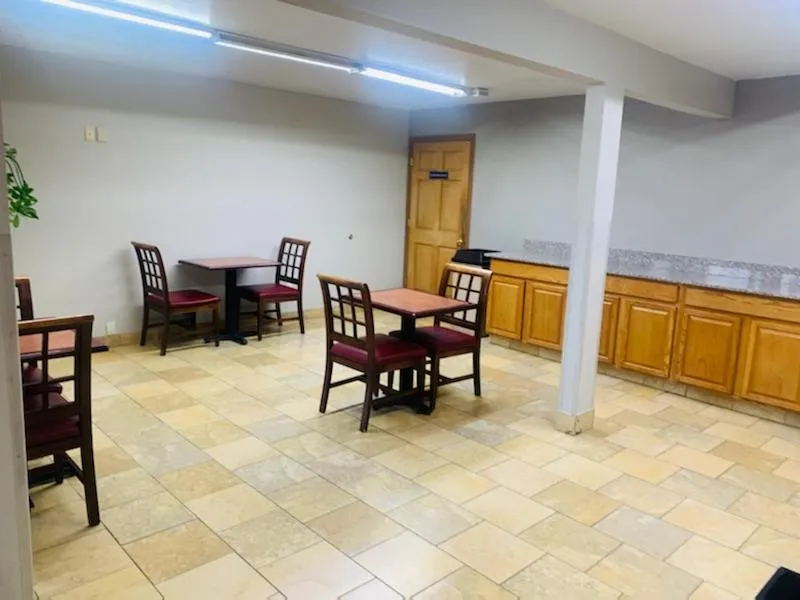 Rodeway Inn Columbus West