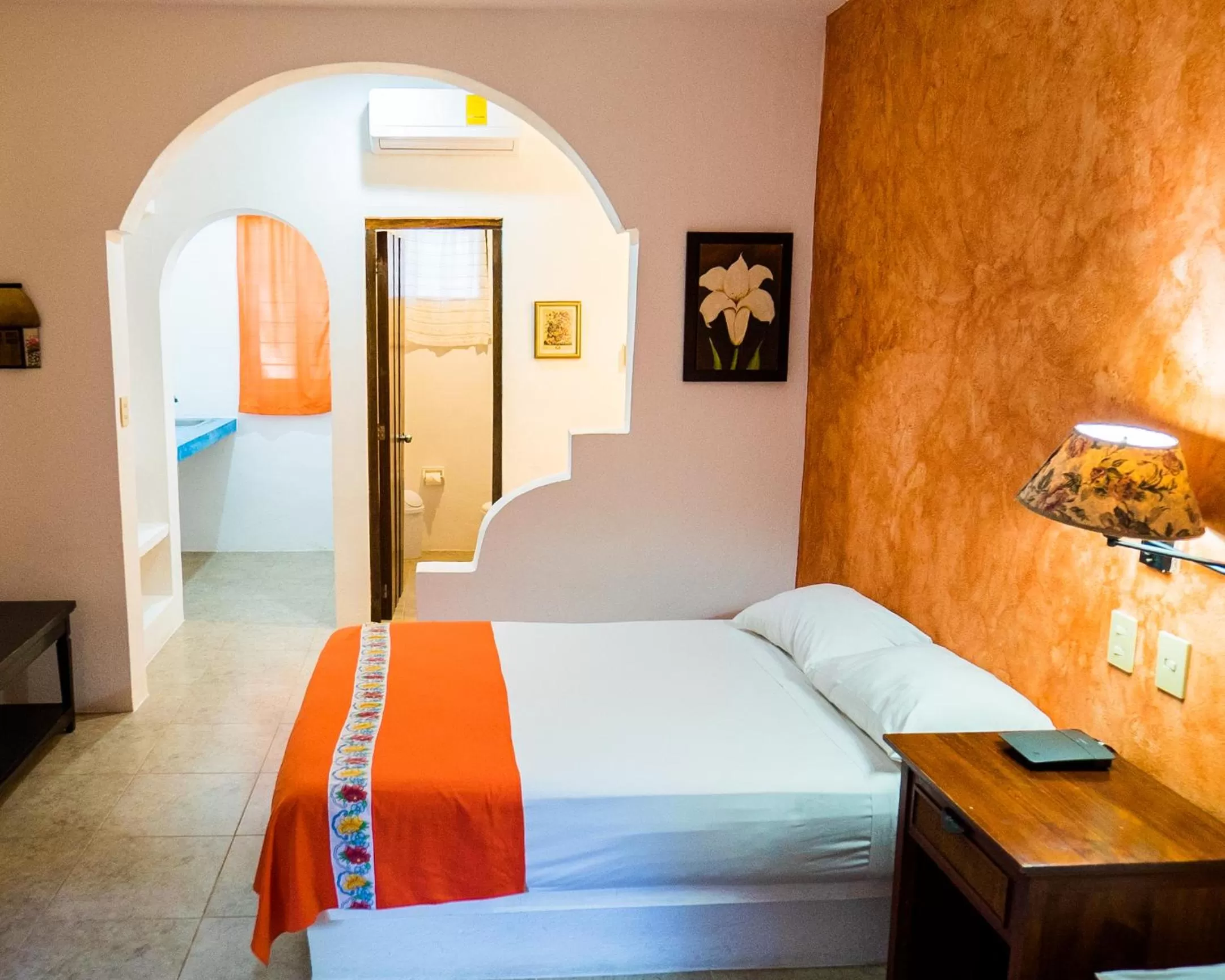 Bed in Hotel Casa de las Flores