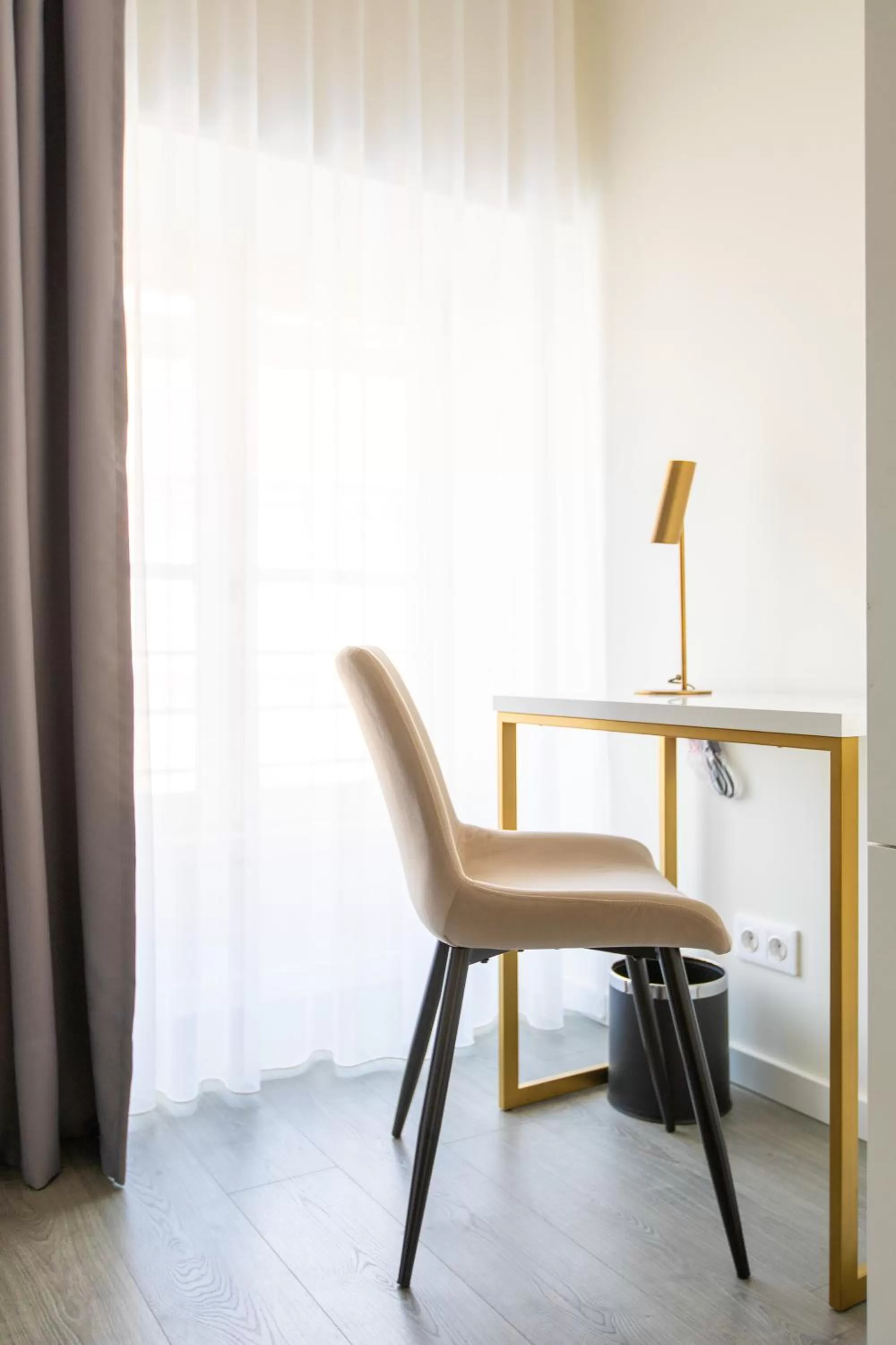 Seating area in Hotel Mondego