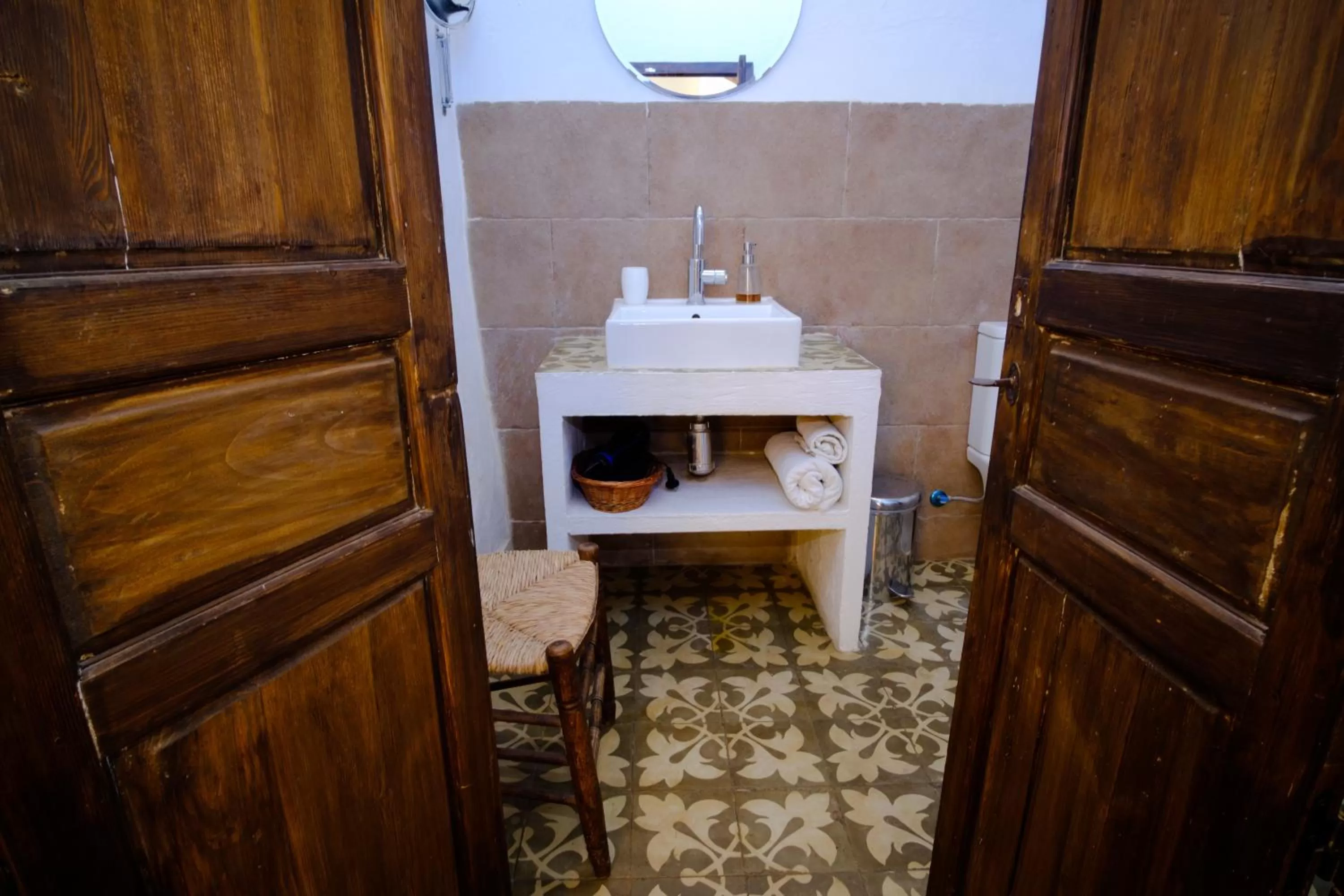Bathroom in Almohalla51