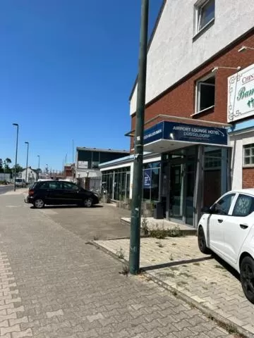 Property building in Airport Lounge Hotel Düsseldorf