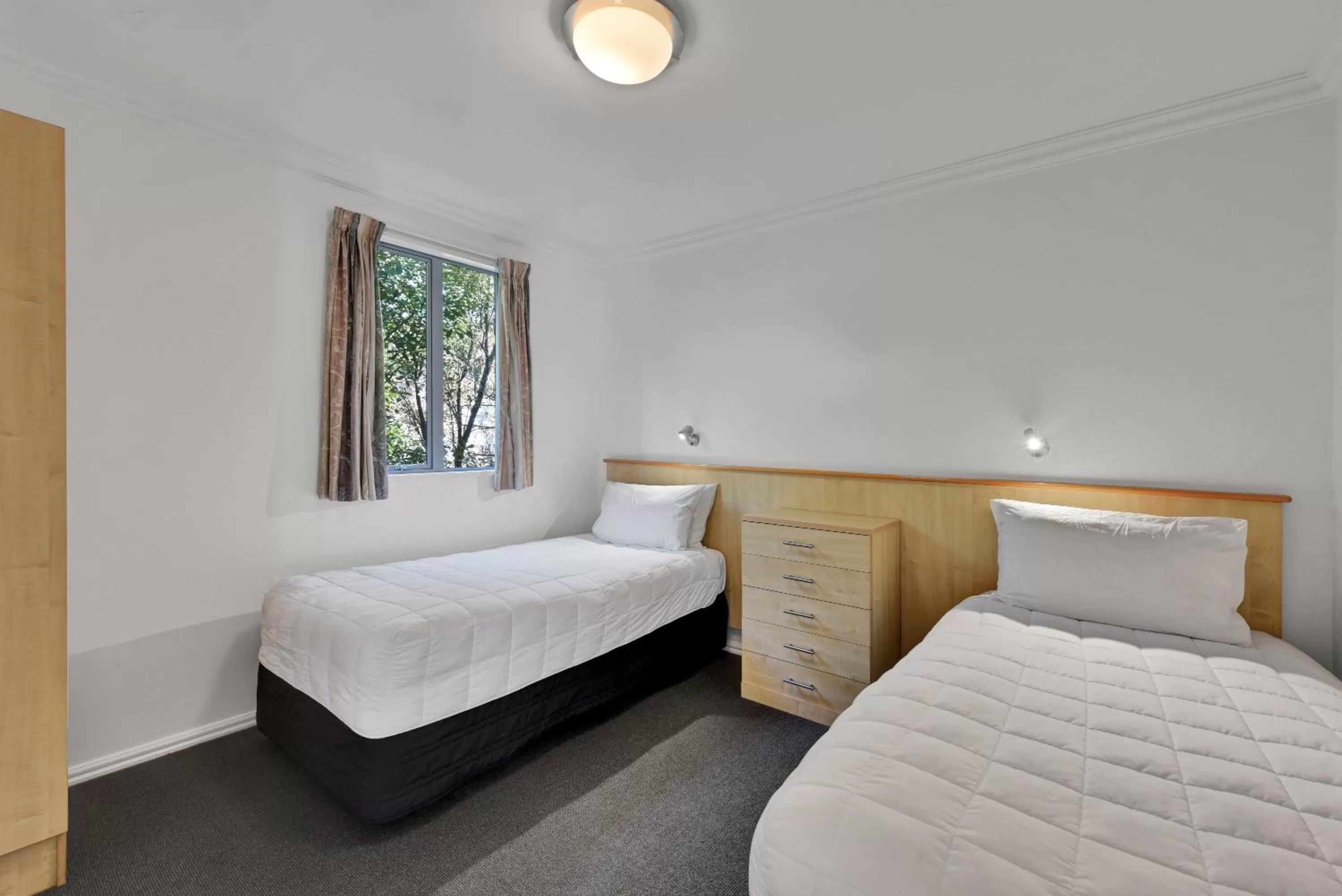 Bedroom, Bed in The Hotel Nelson