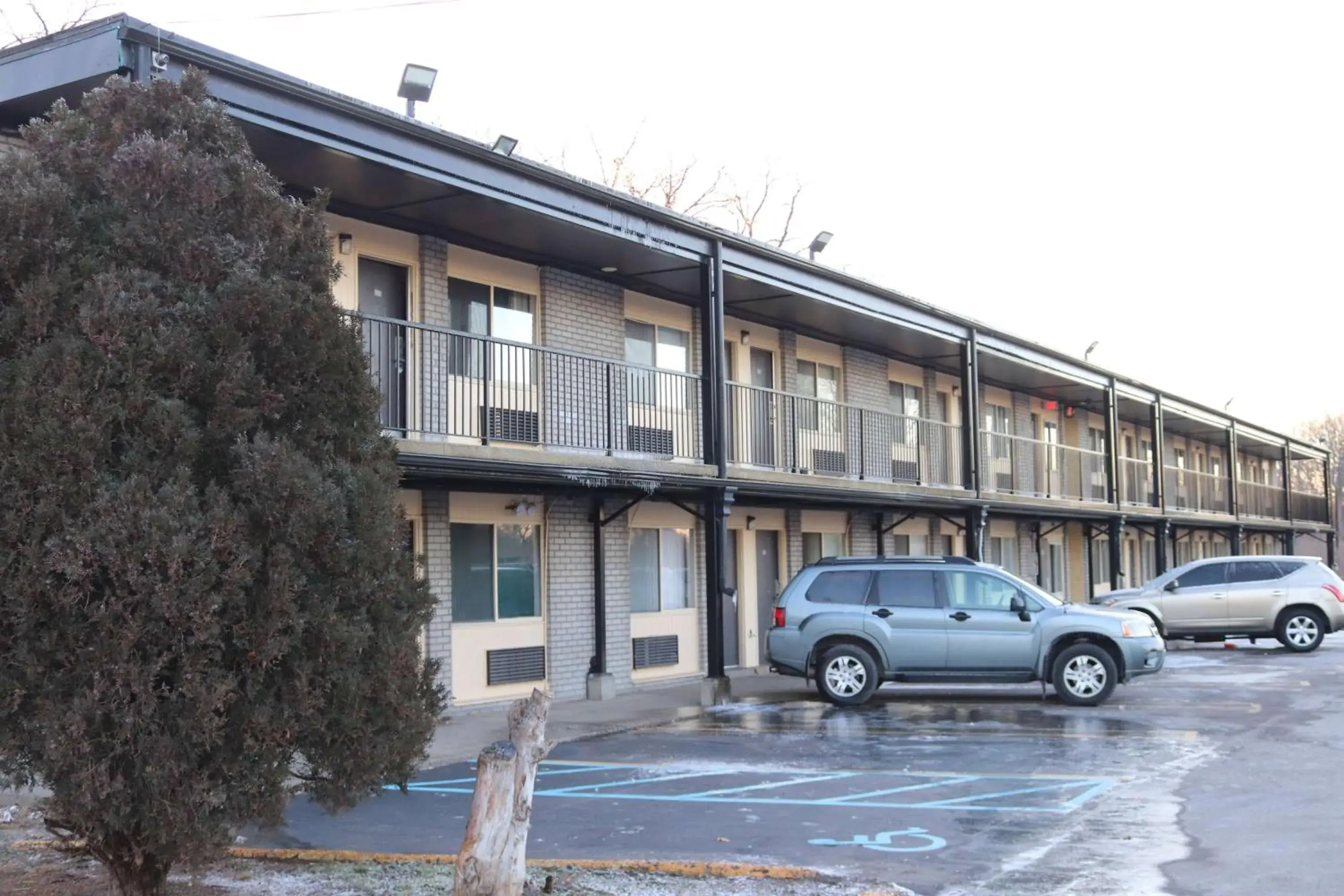 Travelodge by Wyndham Livonia Canton Novi Detroit Area Travelodge by Wyndham Livonia Canton Novi Detroit Area