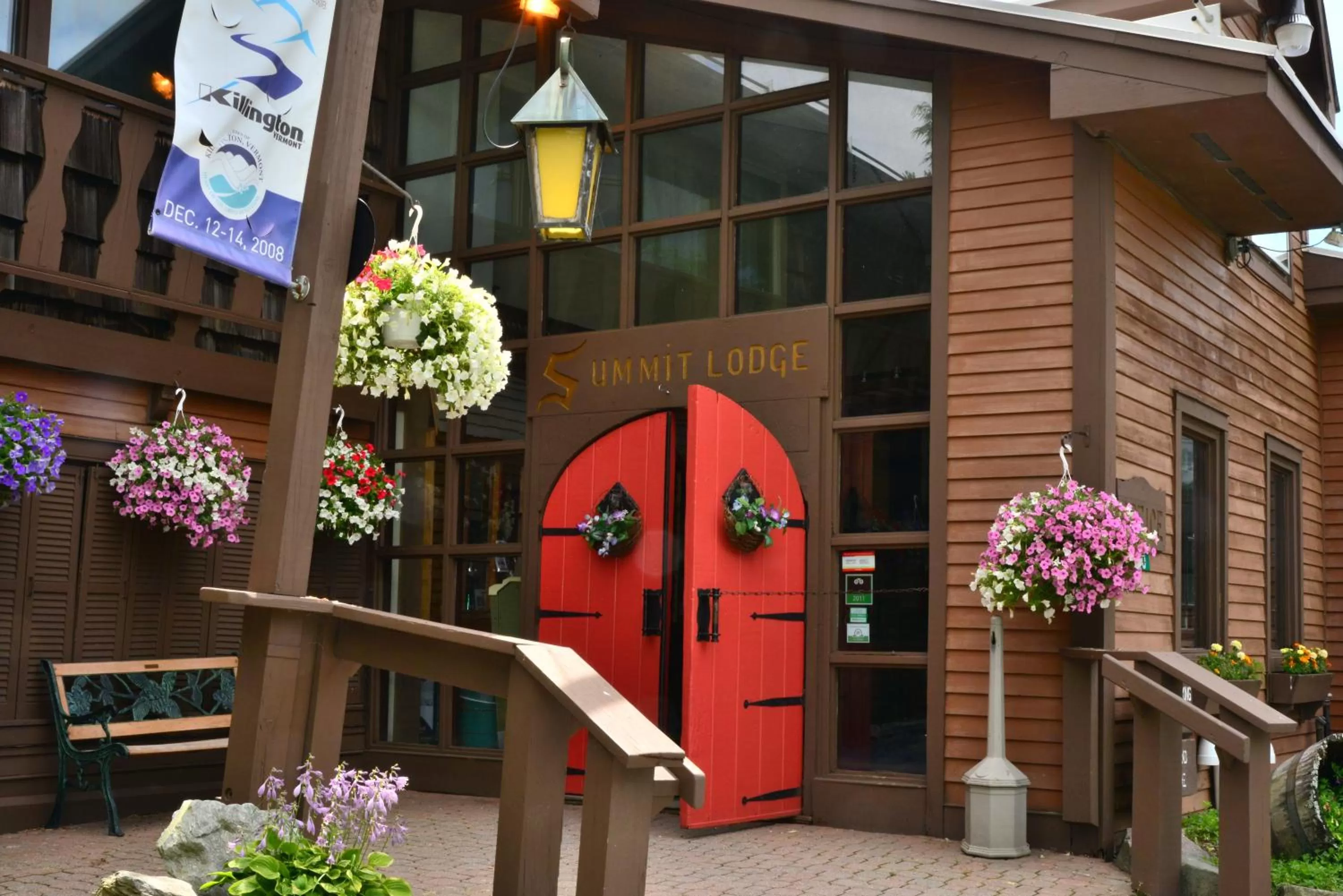 Property building in Summit Lodge