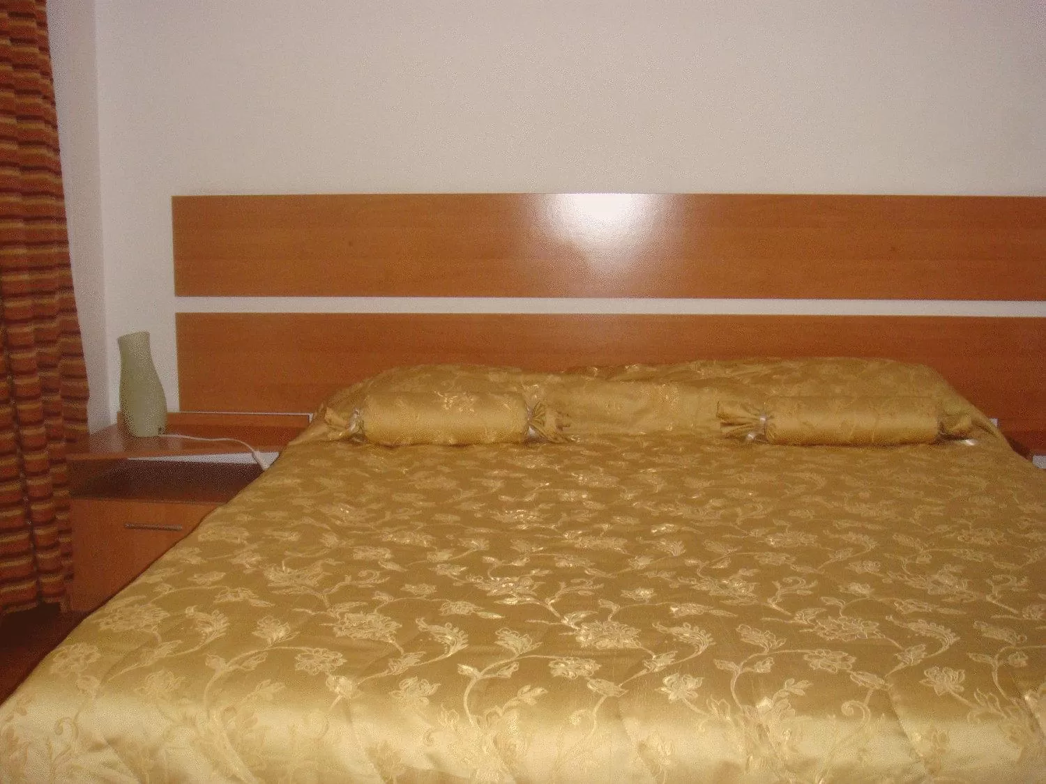 Bed in Villa Edera Residence - Gazda Profesionista