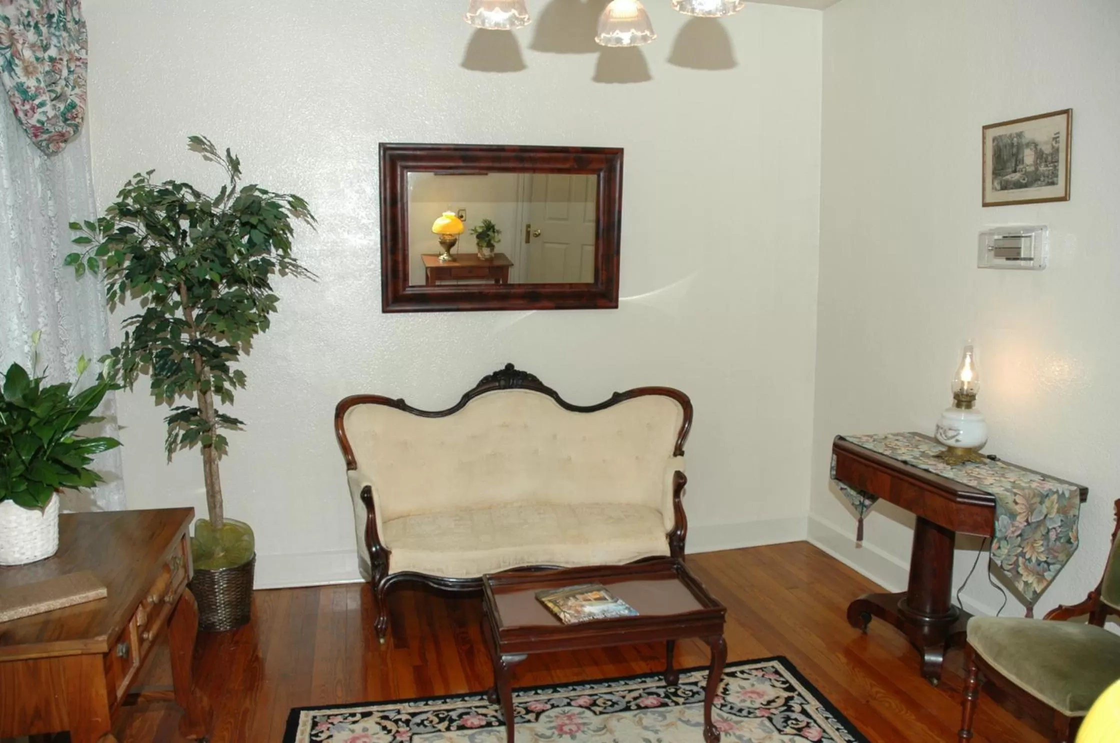 Seating area in Inn at the Old Silk Mill