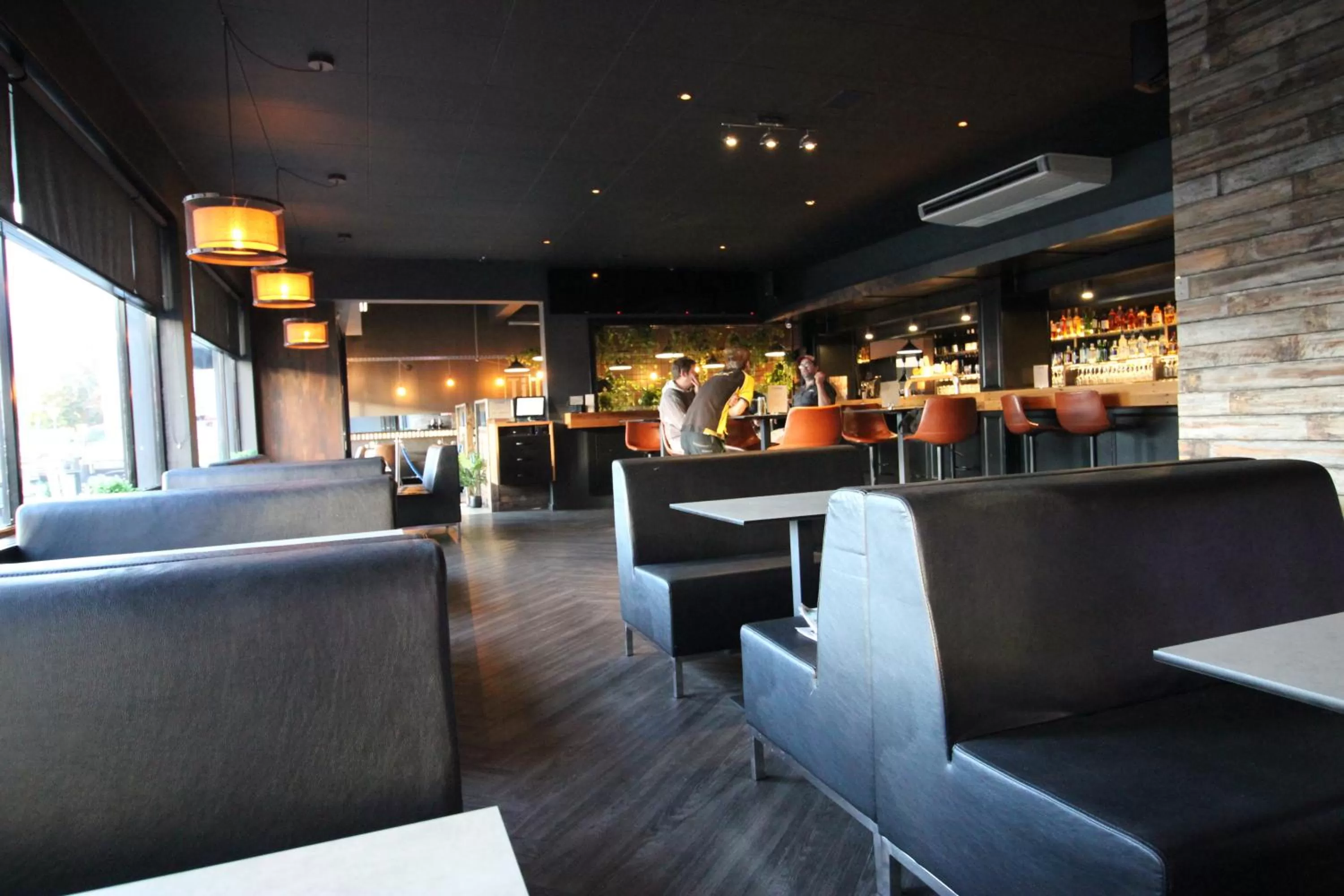 Lounge or bar in Mercure Launceston