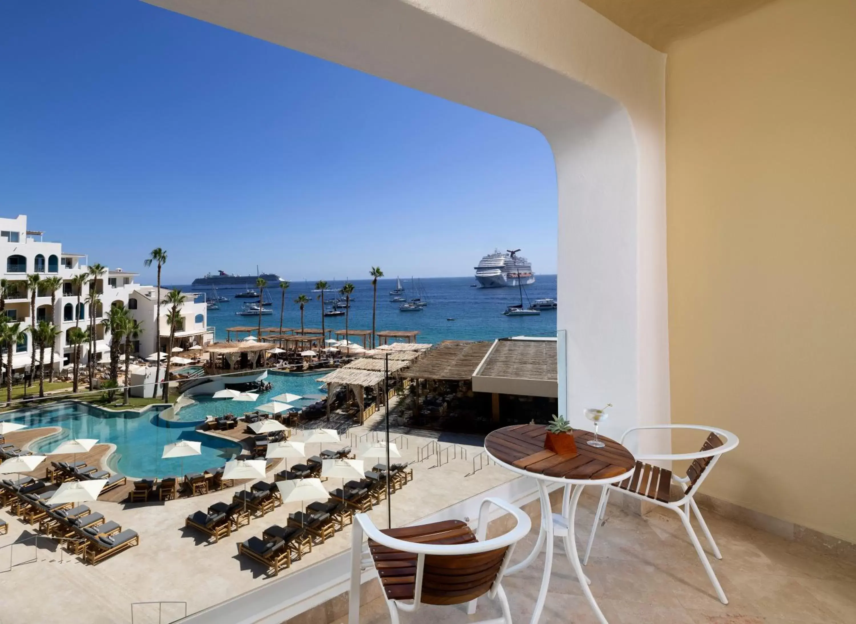 Always ME Leveled Up Room in ME Cabo by Meliá Always ME Leveled Up Room in ME Cabo by Meliá