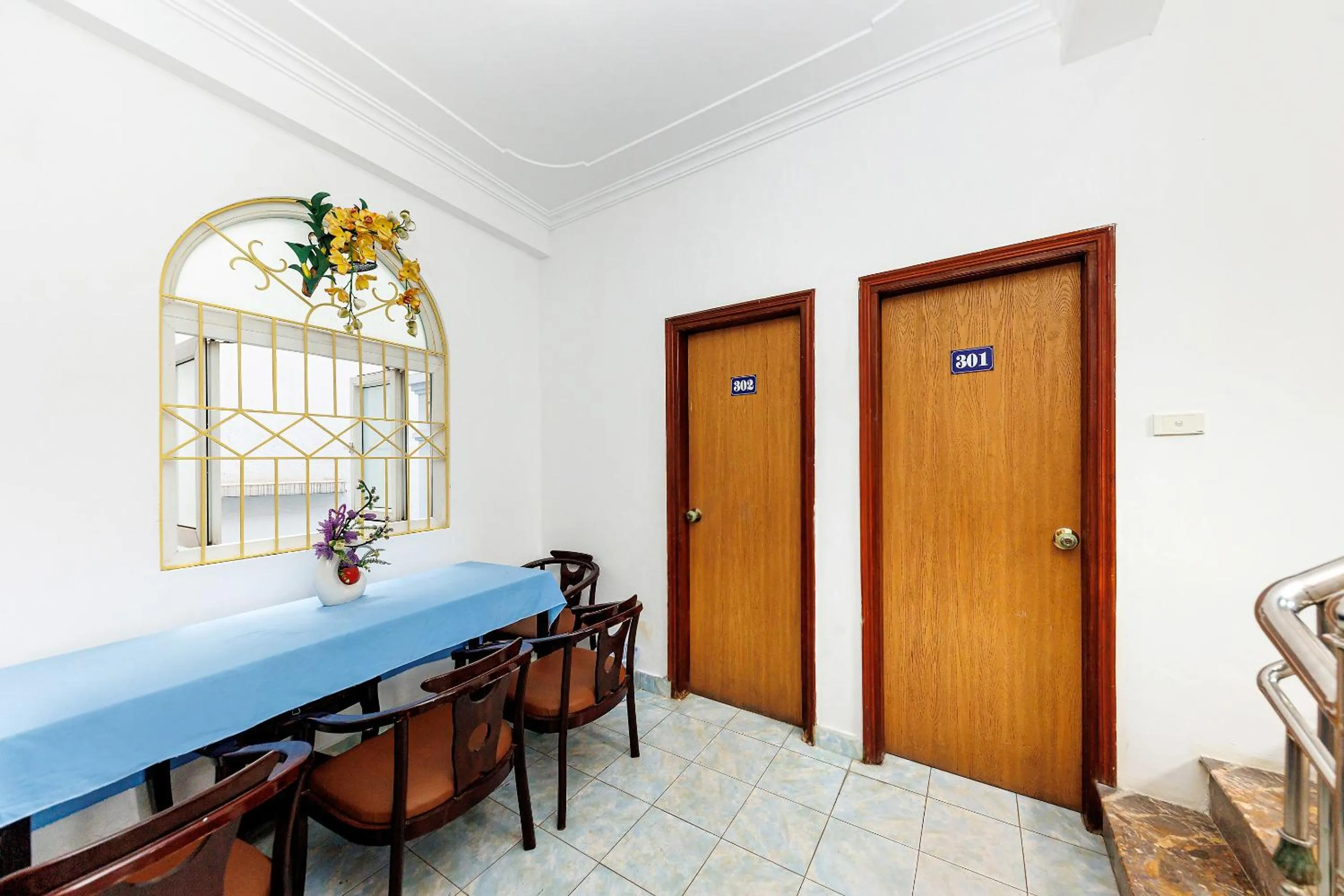 room service in Binh Minh Hotel - 84 Ngoc Khanh