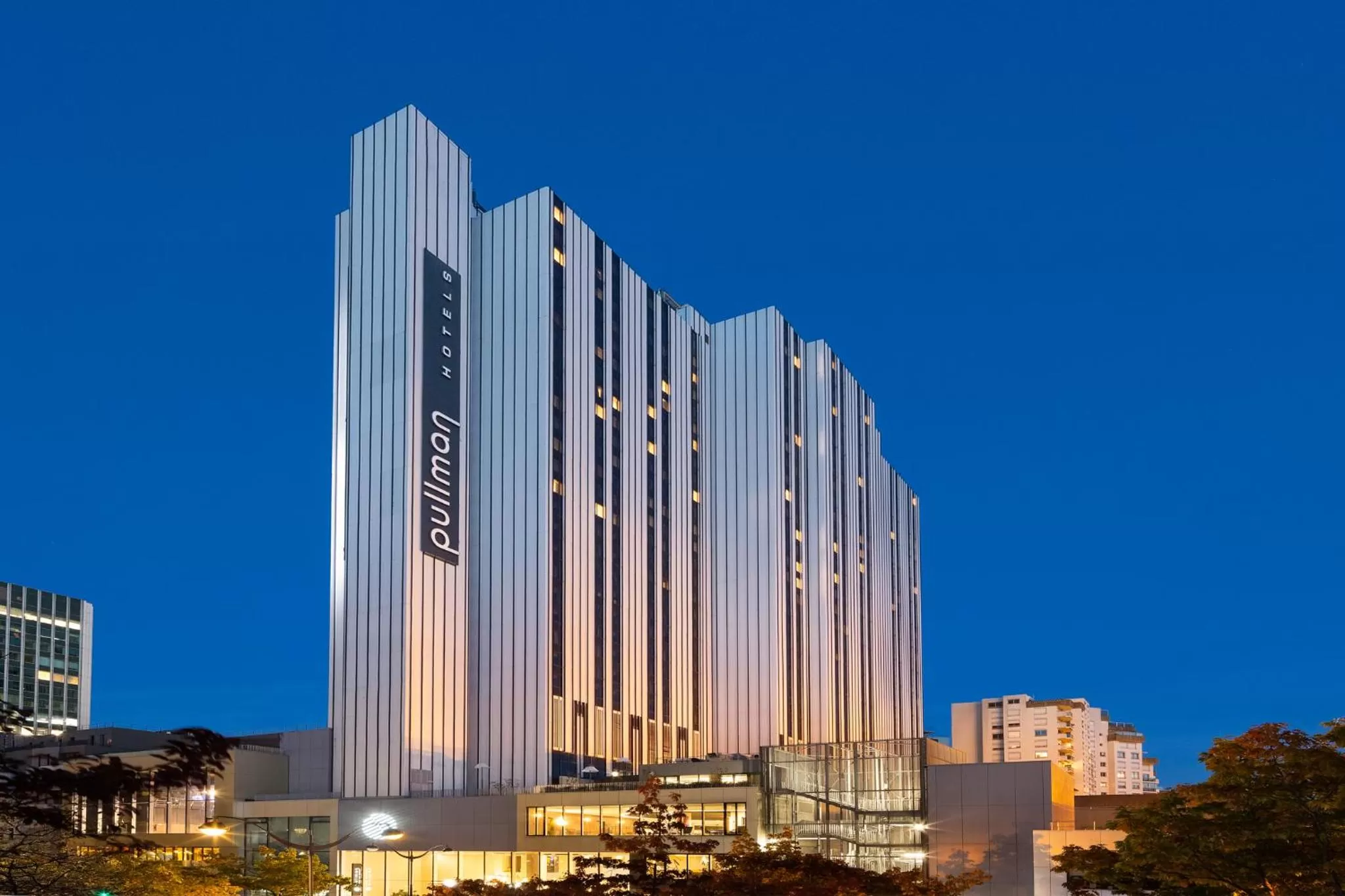 Property building in Pullman Paris Montparnasse