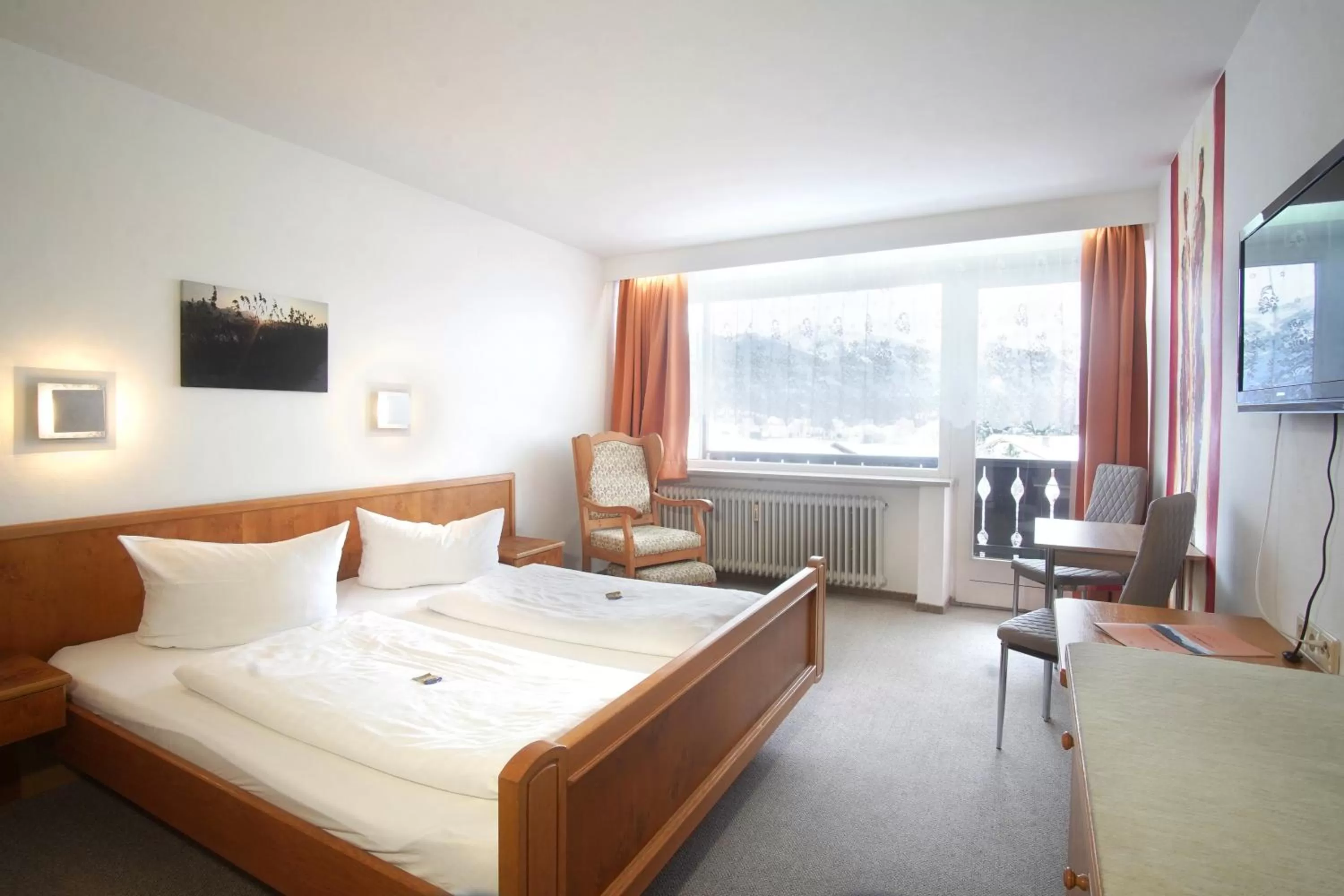 Balcony/Terrace, Bed in Hotel Alpenblick Berghof