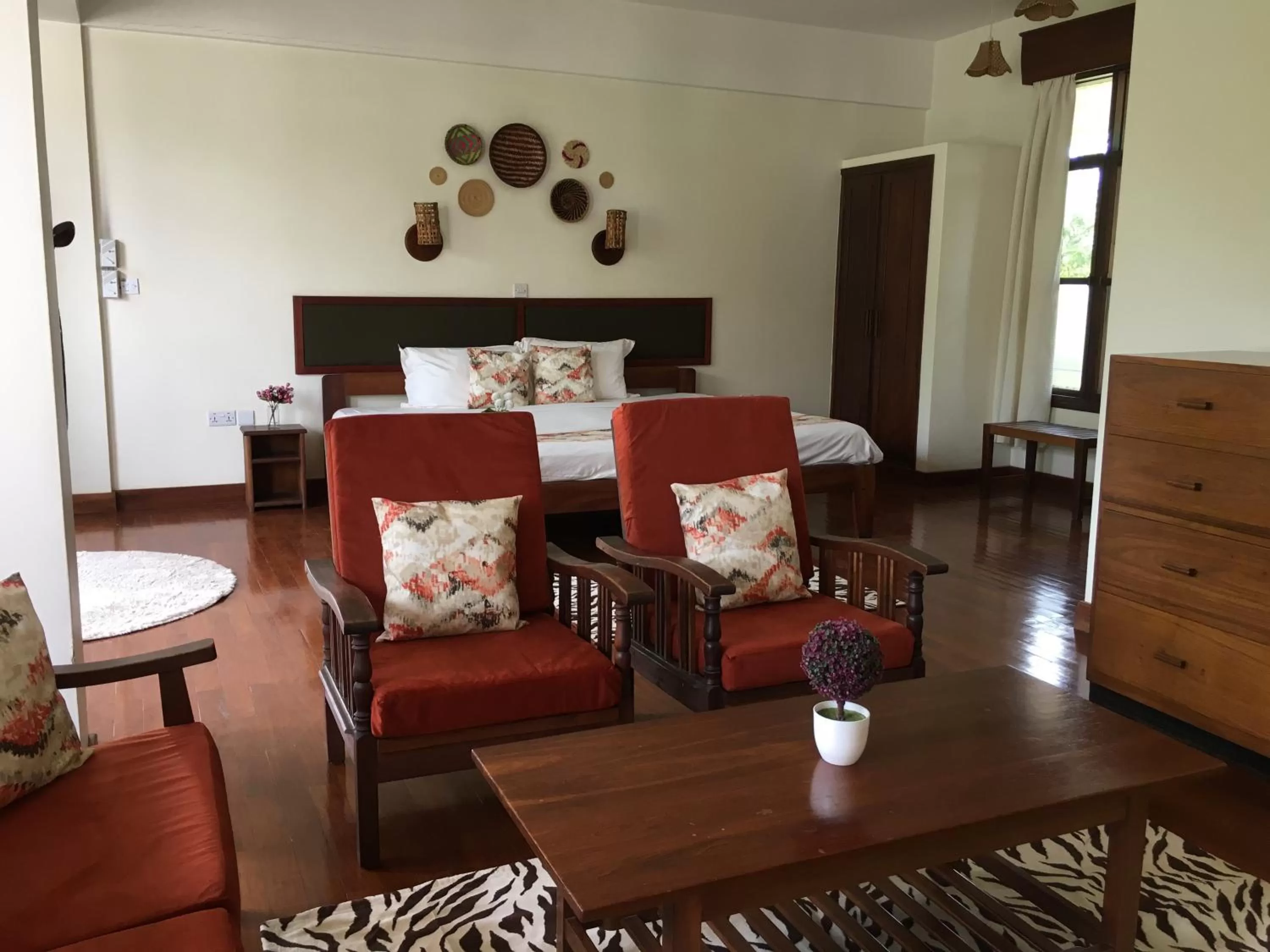 Photo of the whole room, Seating Area in Bristol Cottages Kilimanjaro