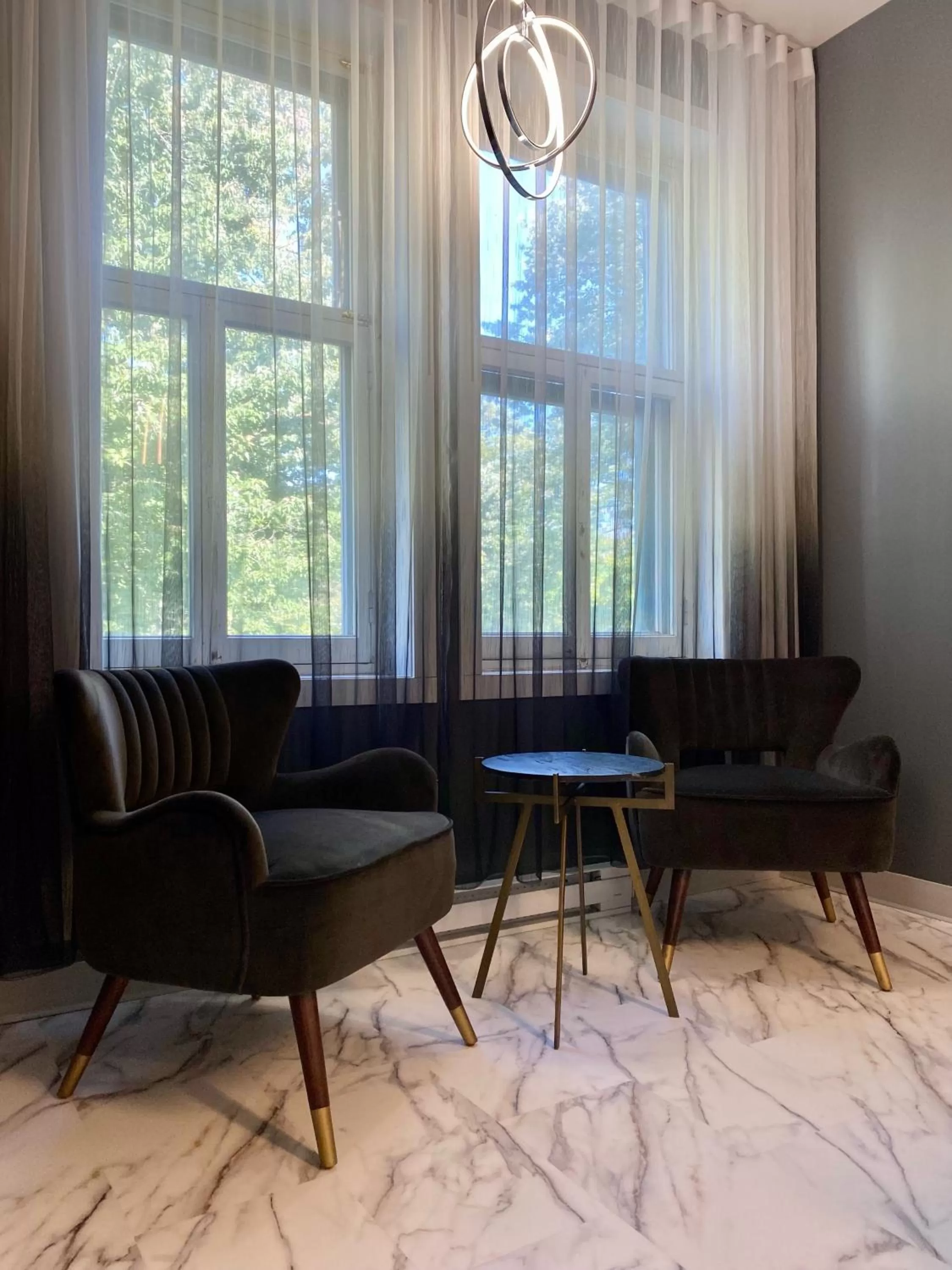 Seating area in Hôtel Manoir Vieux-Québec