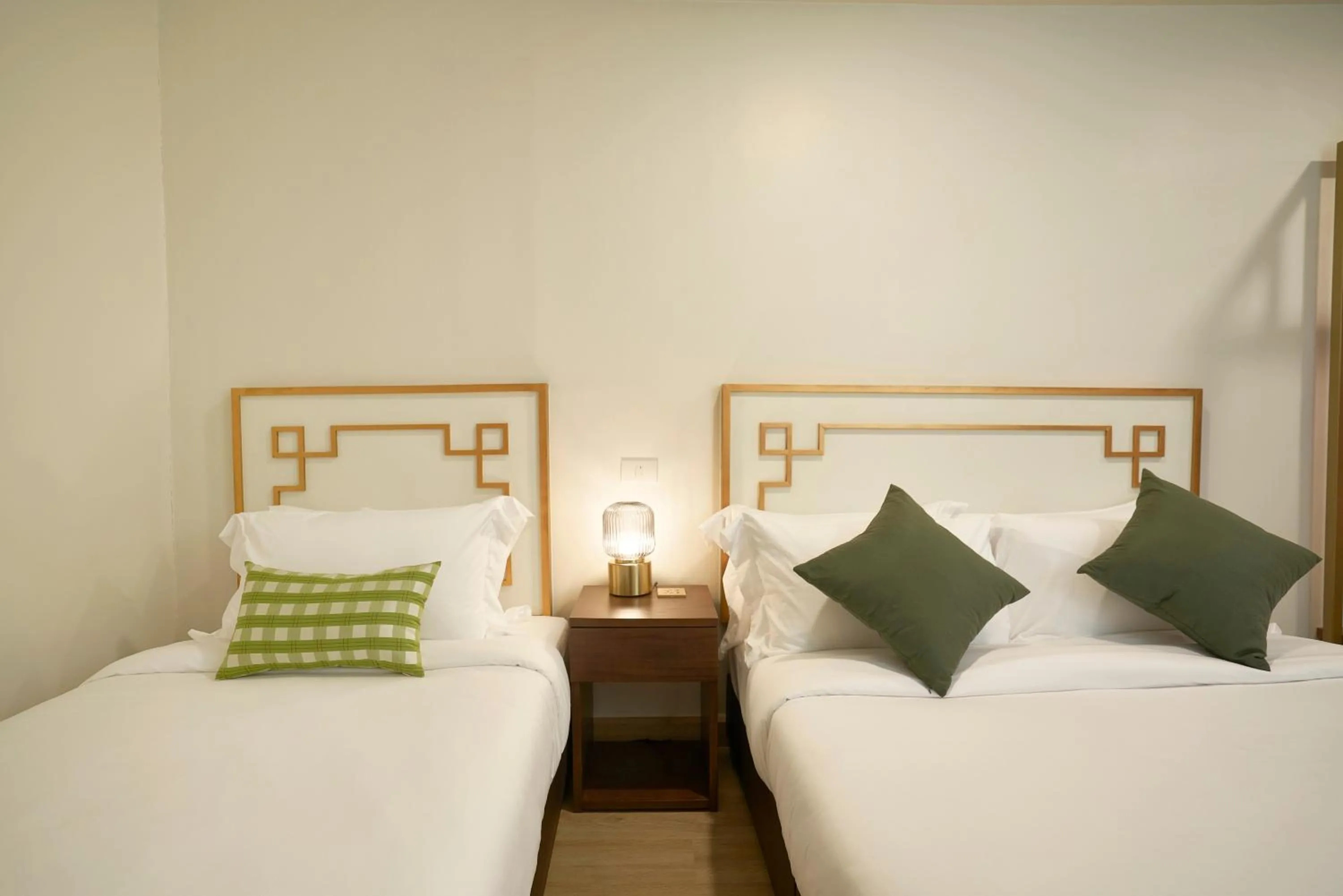 Bed in Sweet's Escape