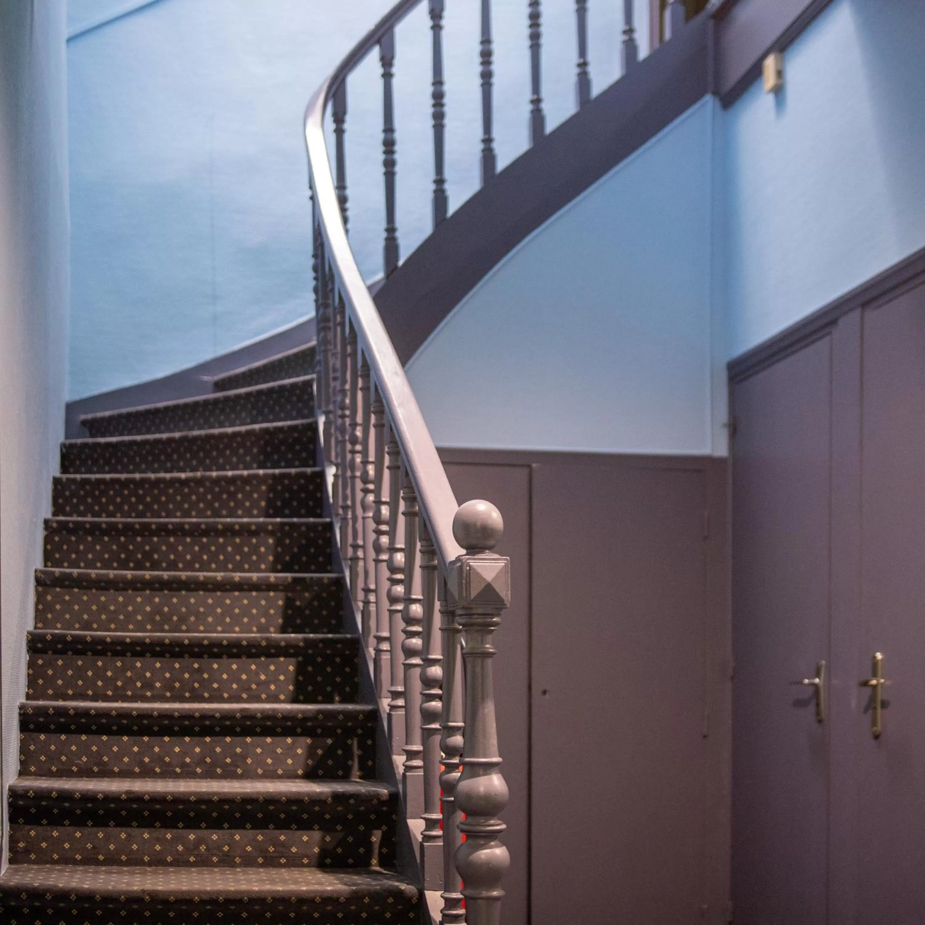 Property building in Hotel de Normandie