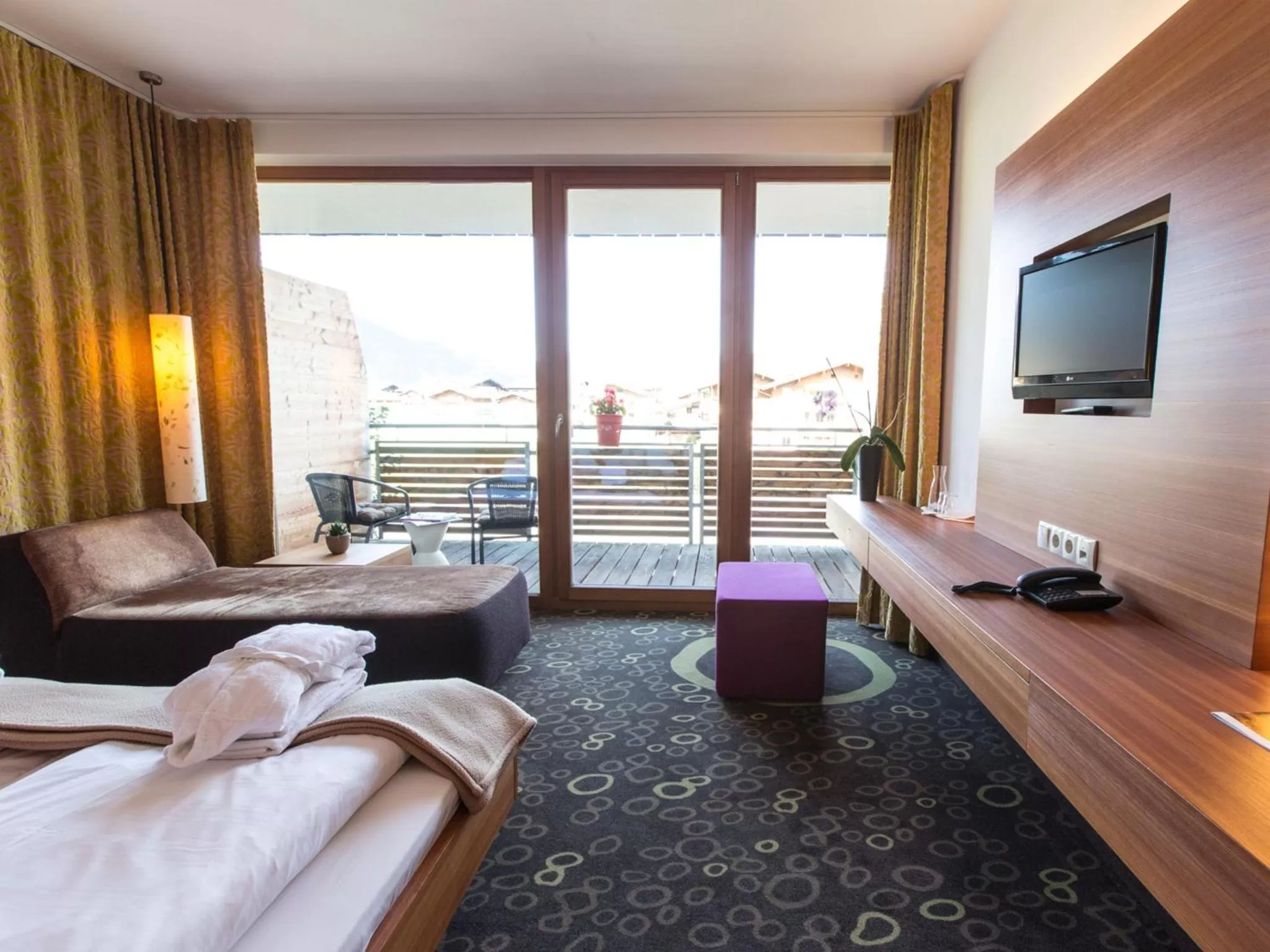 Photo of the whole room in ACTIVE by Leitner's