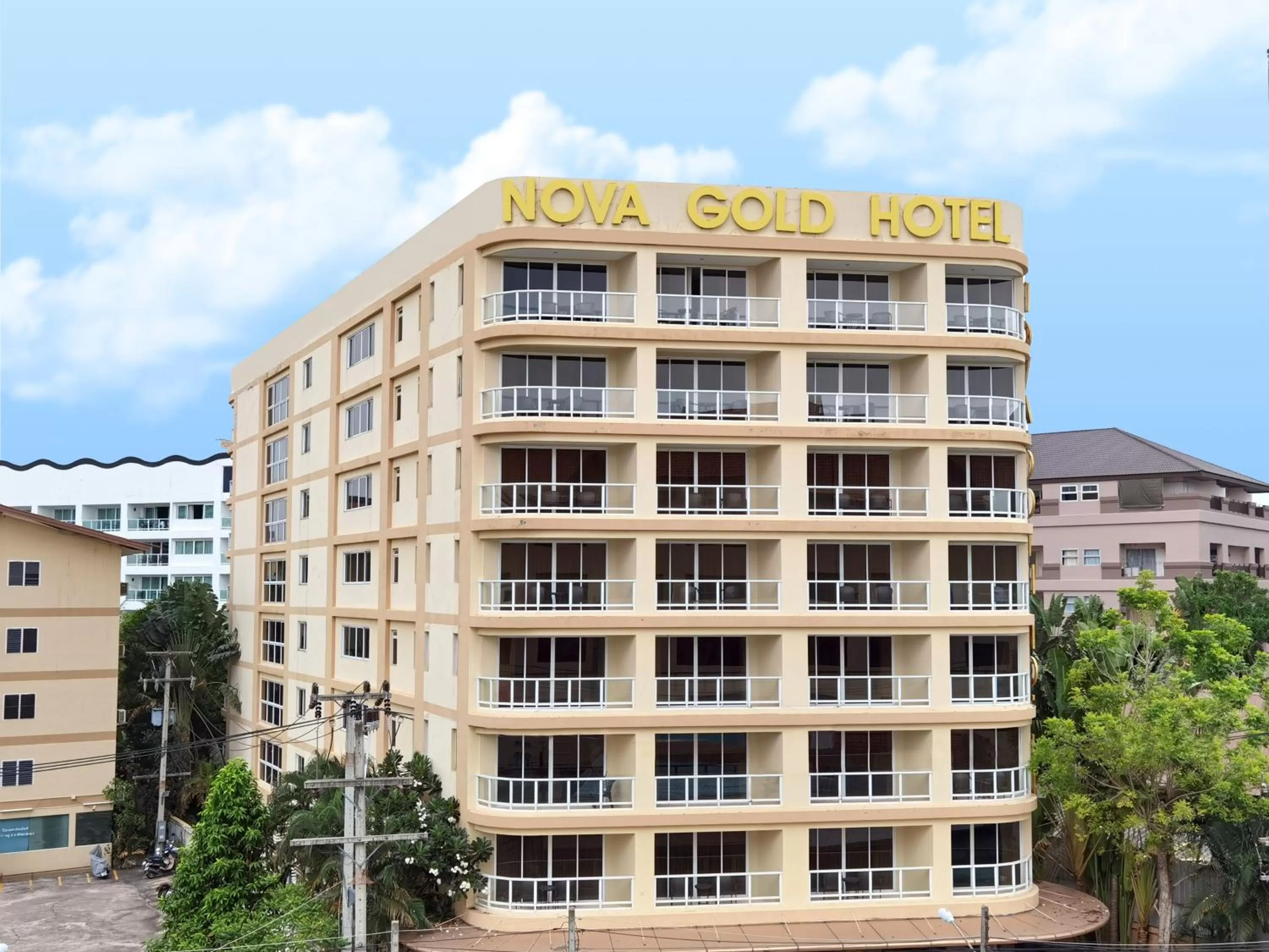 Facade/entrance in Nova Gold Hotel Pattaya