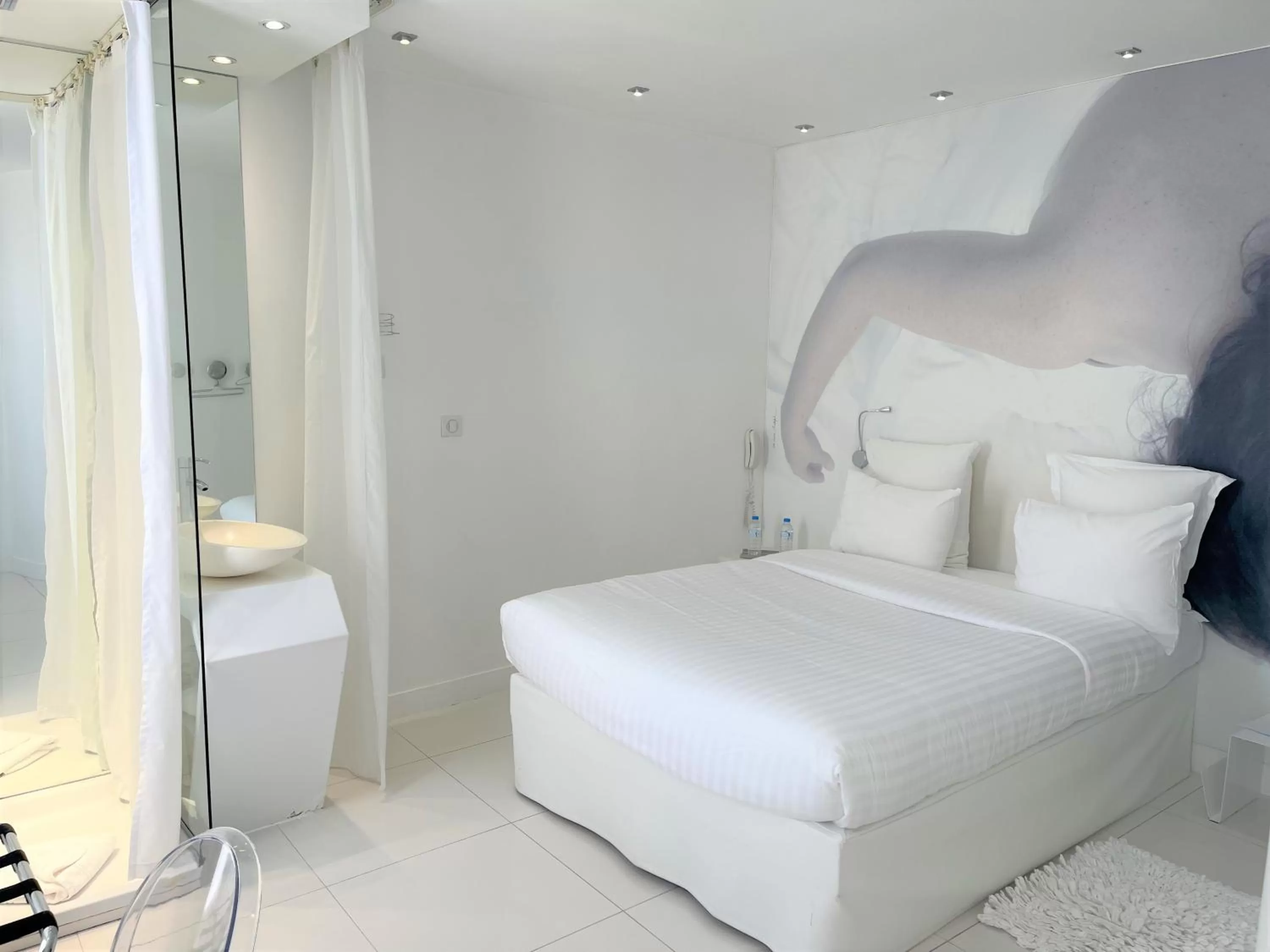 Photo of the whole room, Bed in Blc Design Hotel