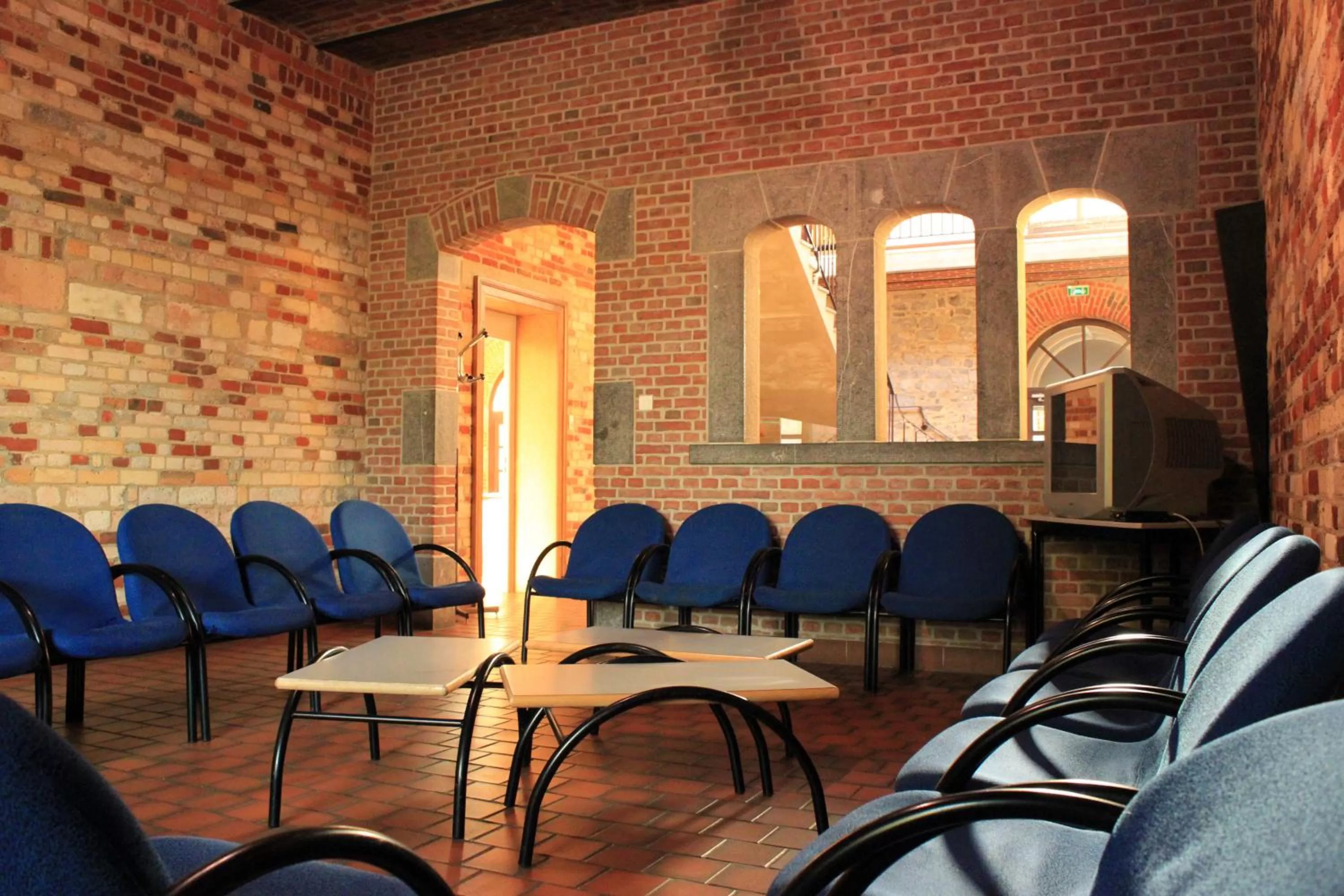 Communal lounge/ TV room in Centre Bol Vert