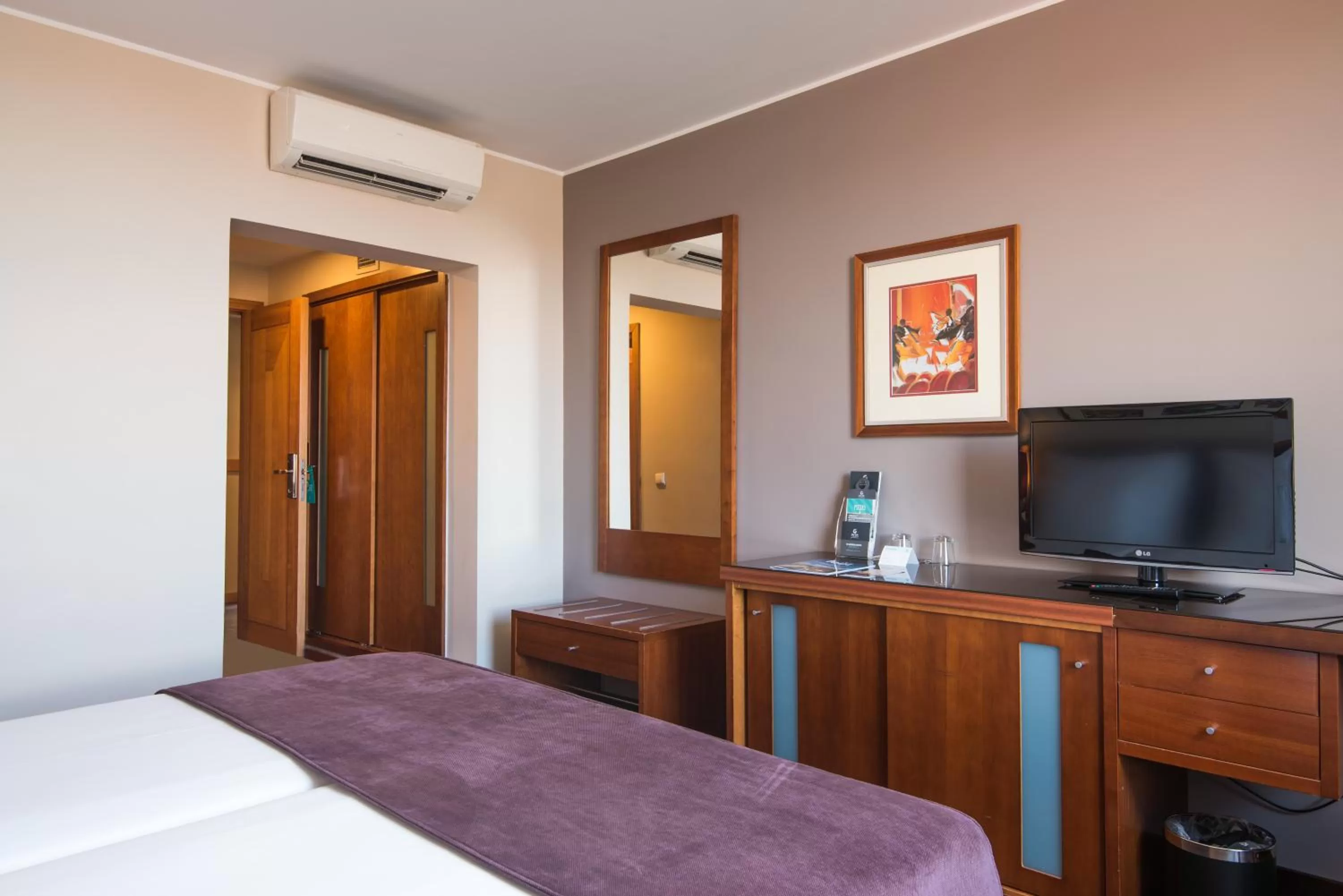 Bed in Vila Gale Opera