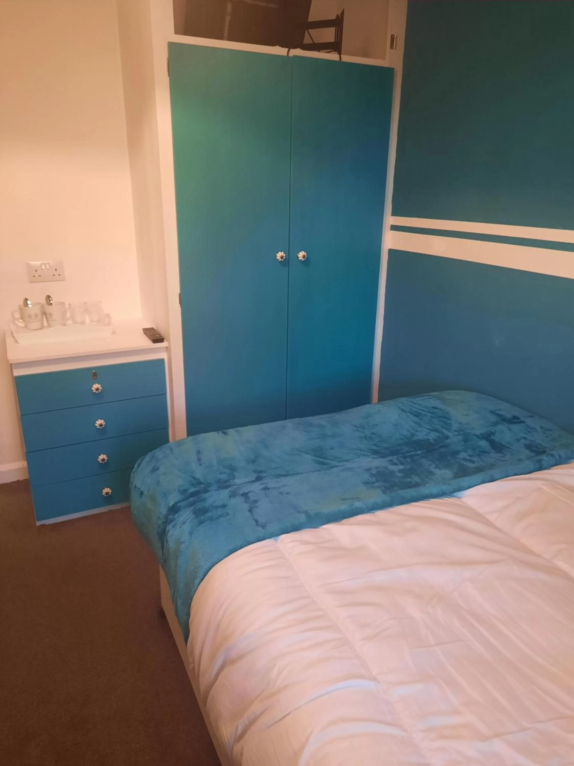 Bed in Cedarville Guesthouse