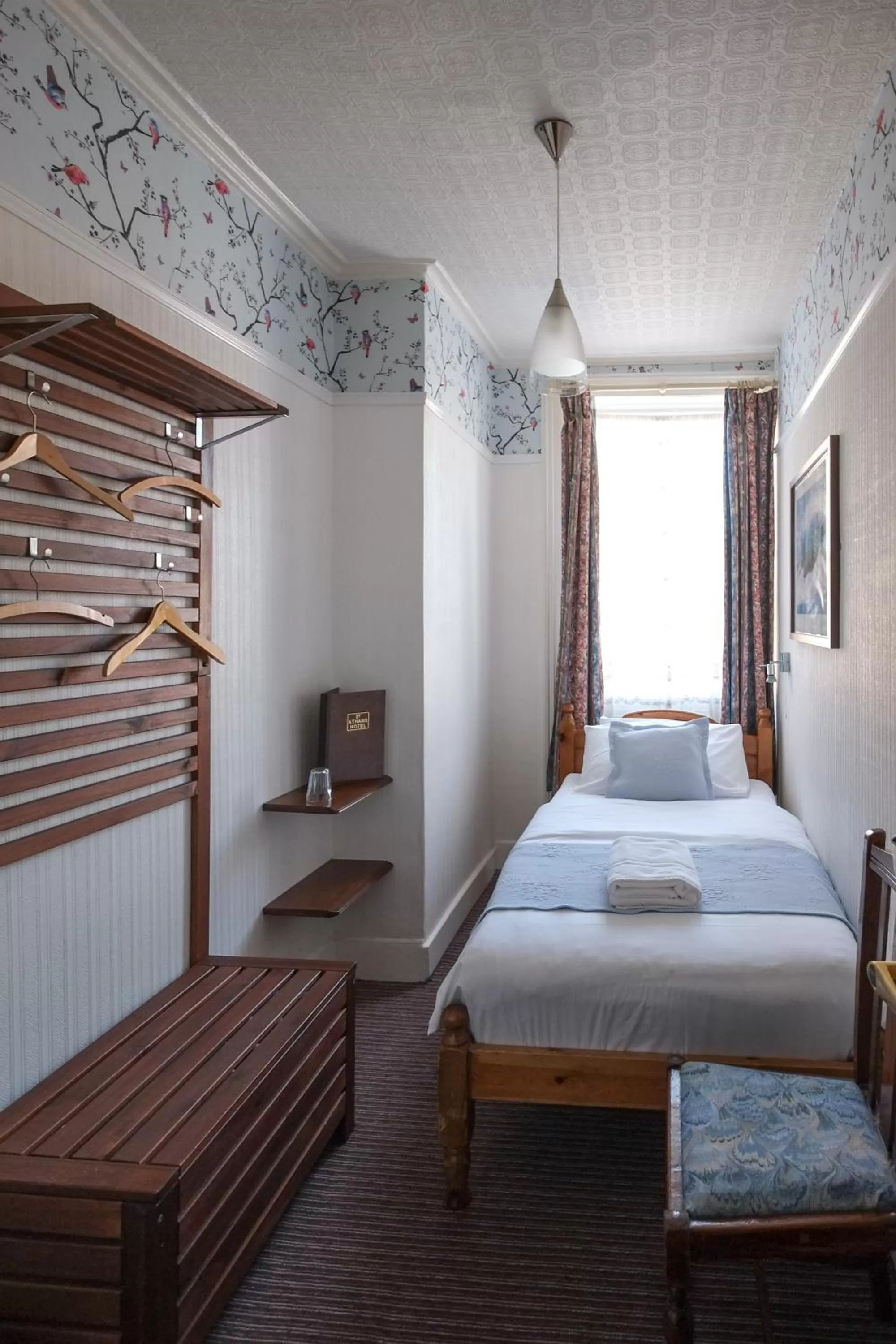 Photo of the whole room, Bed in St Athans Hotel