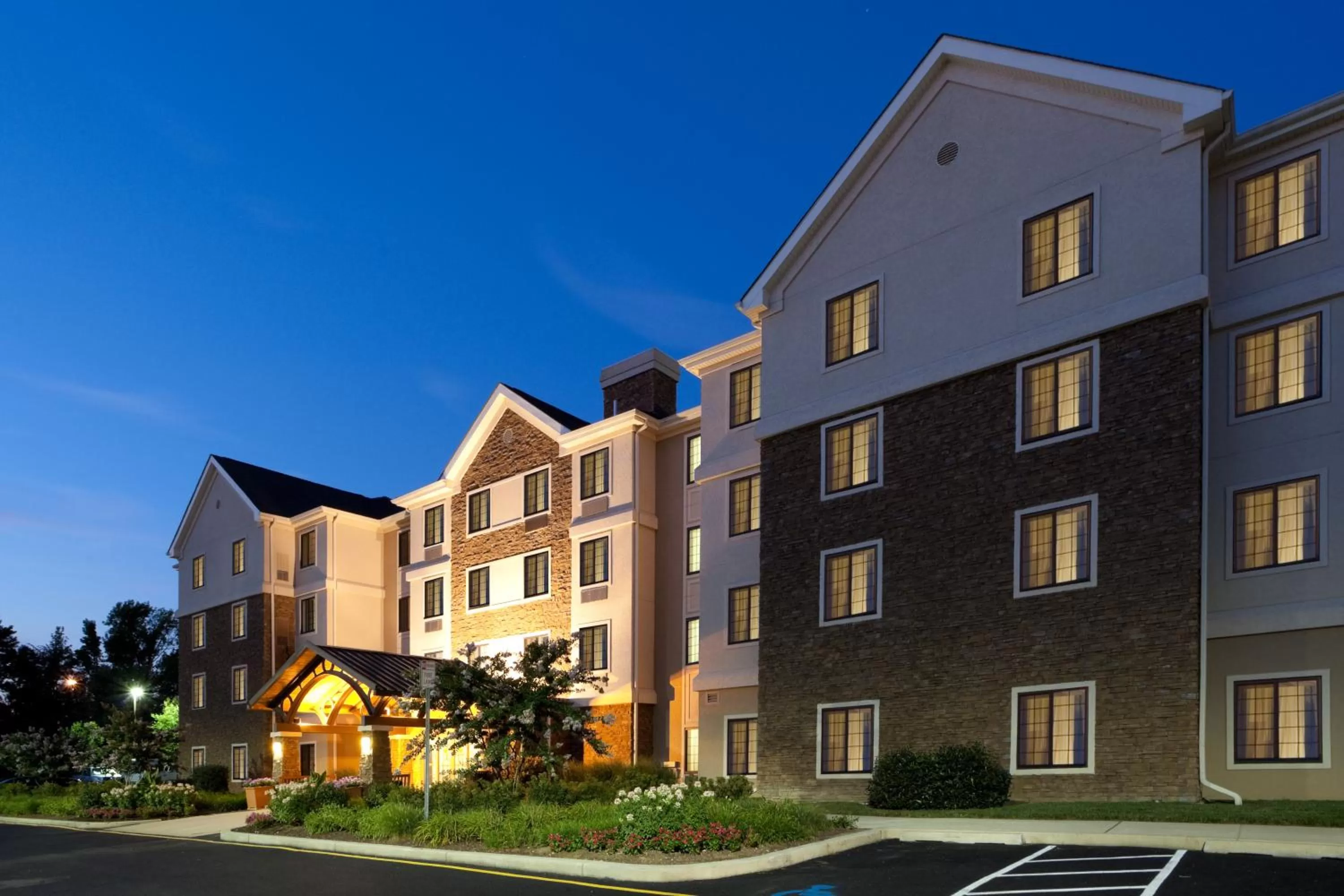 Property building in Staybridge Suites Wilmington-Newark by IHG