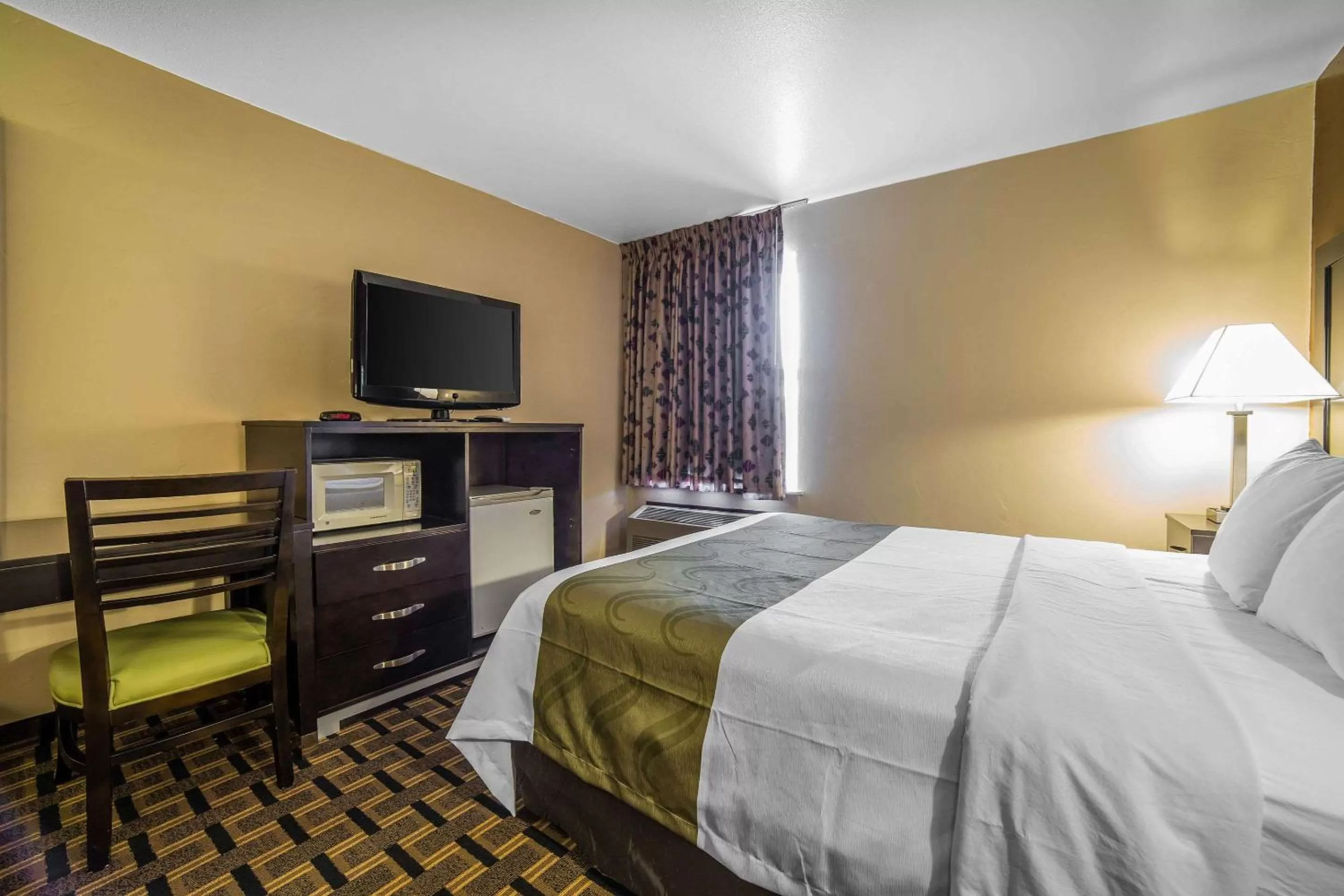 Photo of the whole room, Bed in Quality Inn Zion Park Area