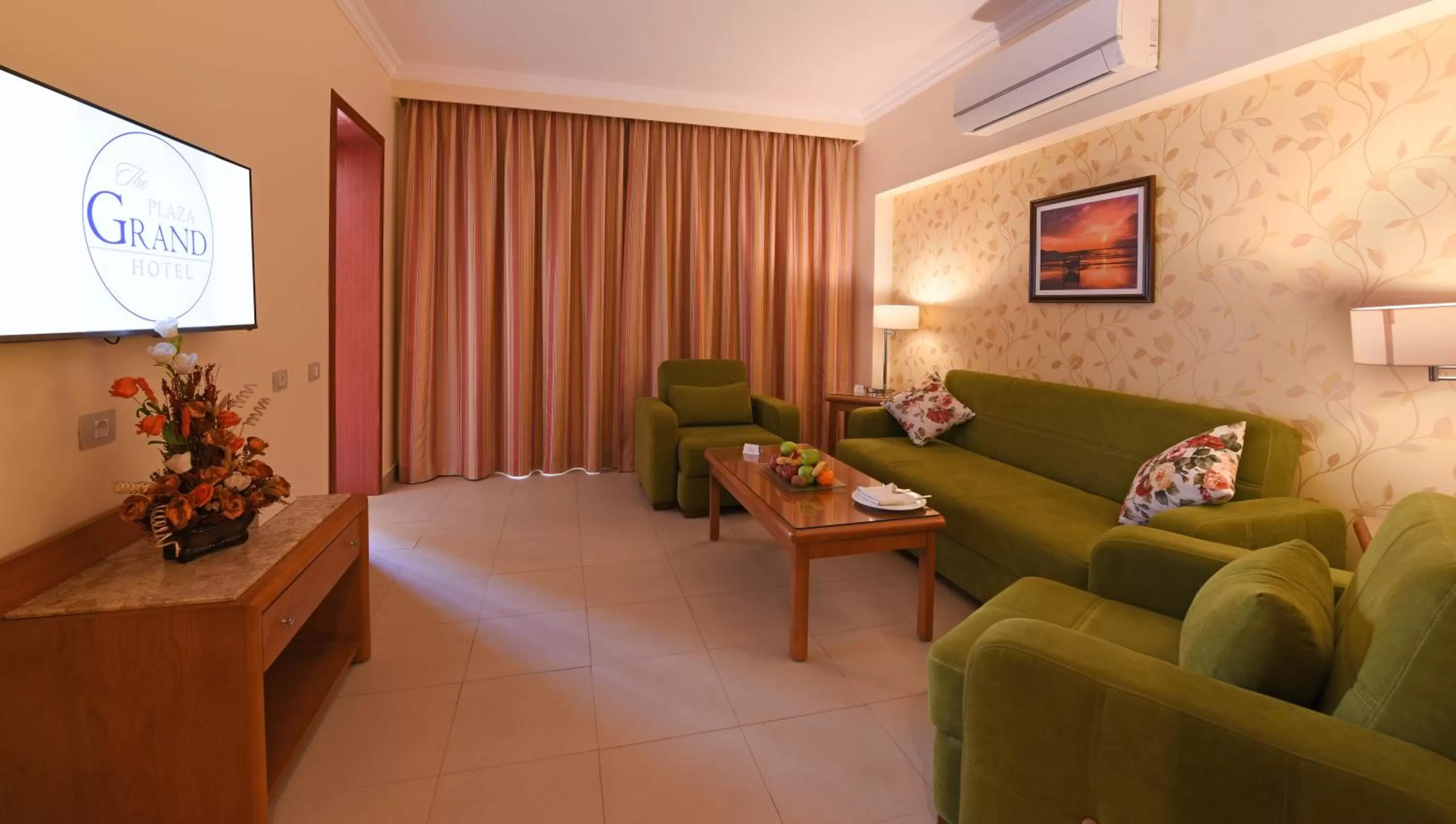 Living room in The Grand Plaza Hotel Smouha